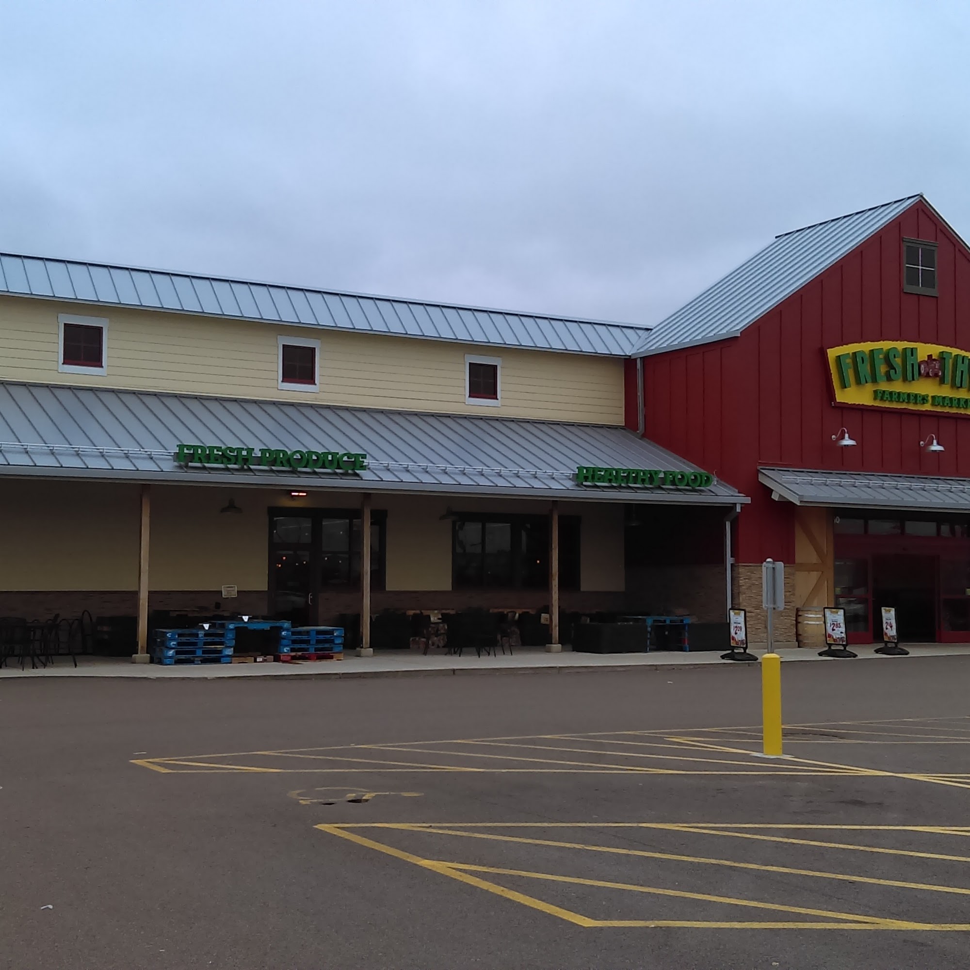 Fresh thyme Farmers Market Liquor Waite Park