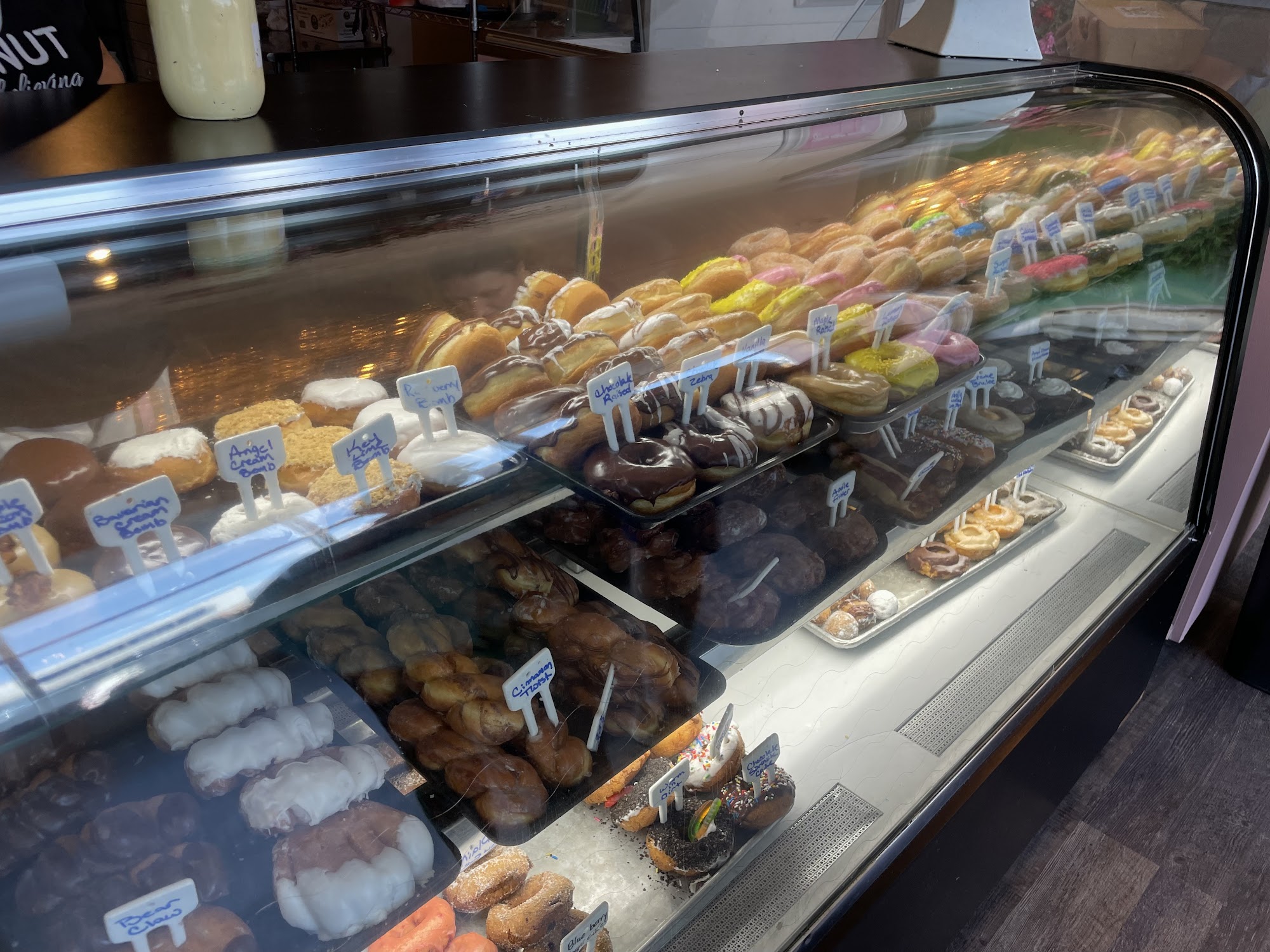 Walker YoYo Donuts Menu