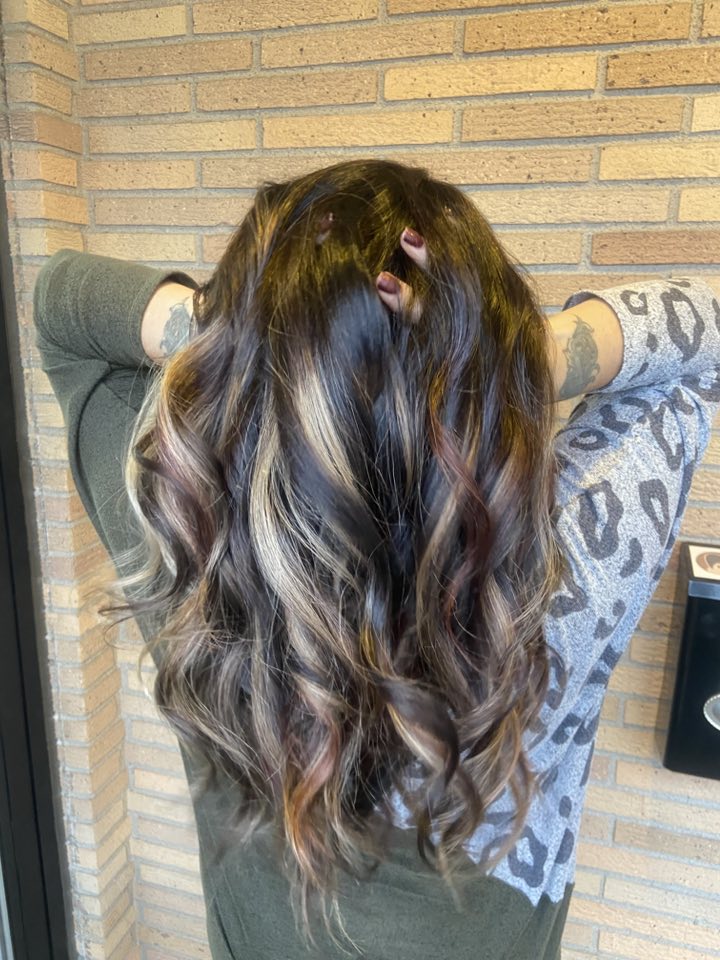 Manda's Masterpieces 114 E Johnson Ave, Warren Minnesota 56762