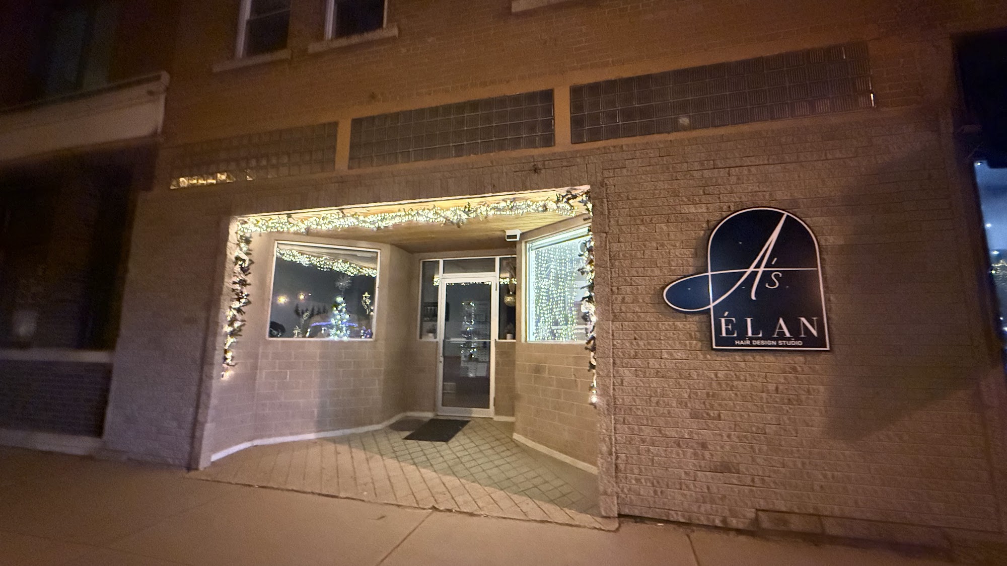 A’s Elan Hair Studio 255 E Main St, Waterville Minnesota 56096