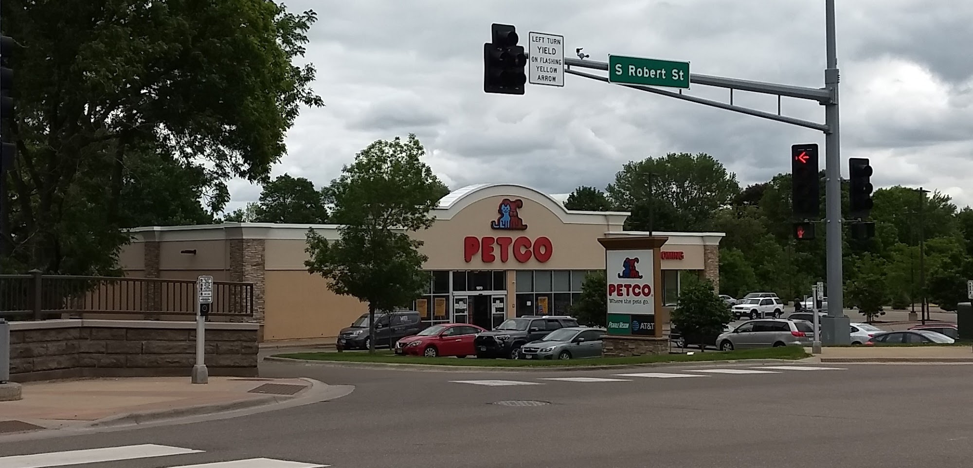 Petco West Saint Paul