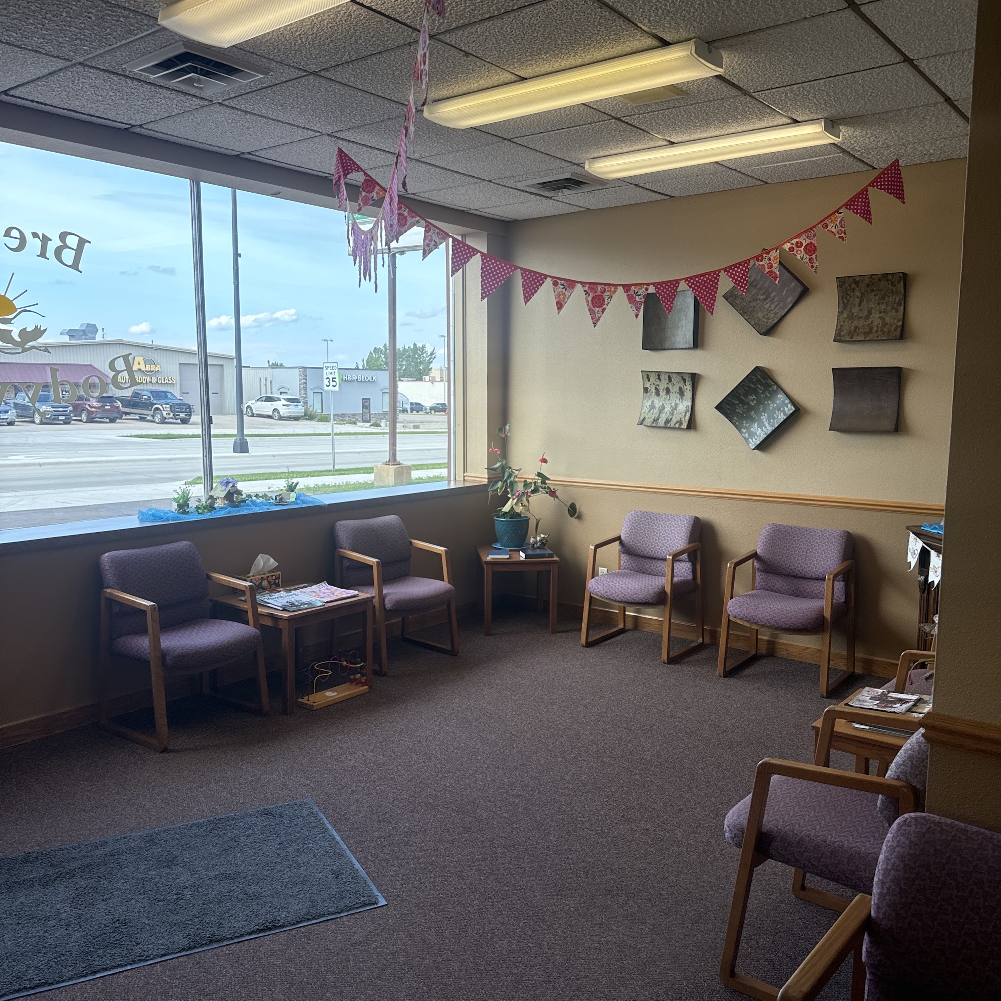 Gravon's Natural Chiropractic Center 1024 Oxford St, Worthington Minnesota 56187