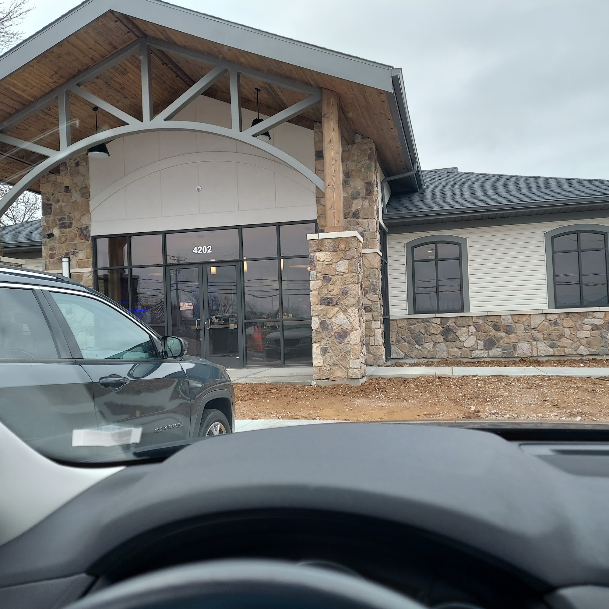 Heads or Tails Grooming Arnold