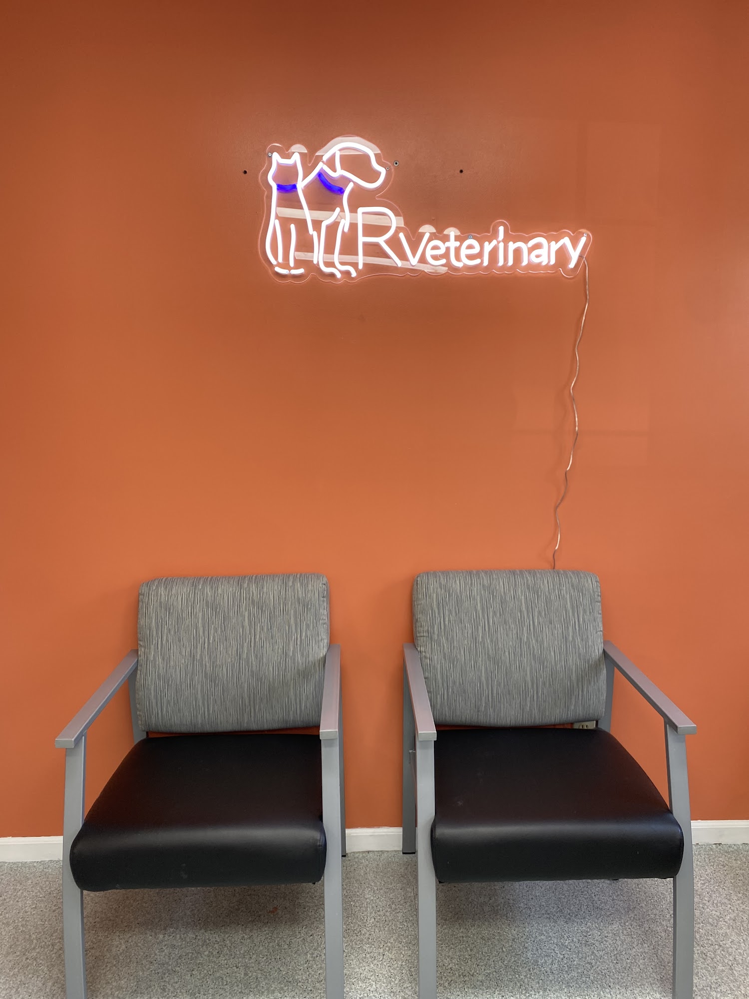 R Veterinary 301 W Broadway, Ashland Missouri 65010