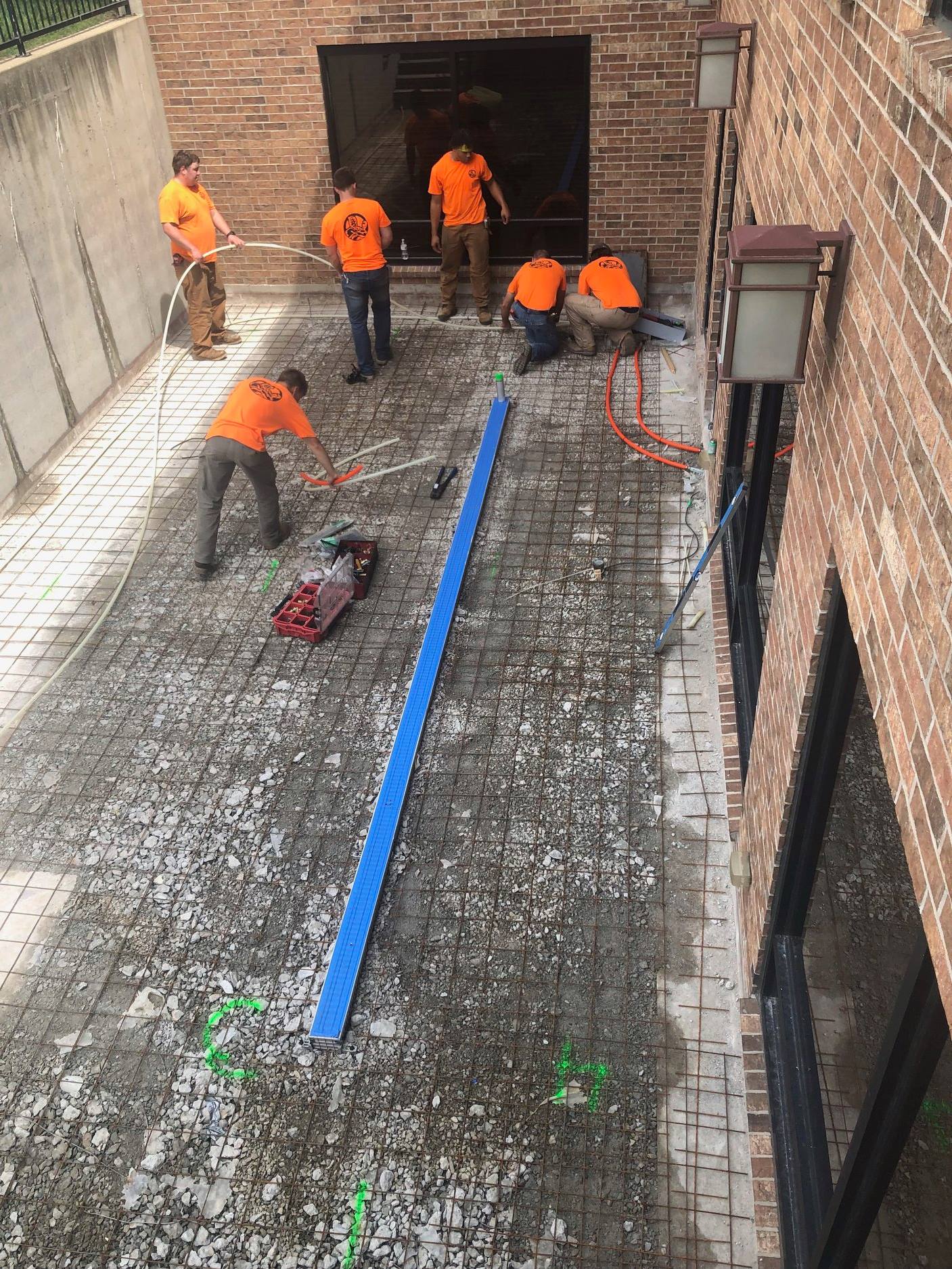 R L Phillips Construction Inc