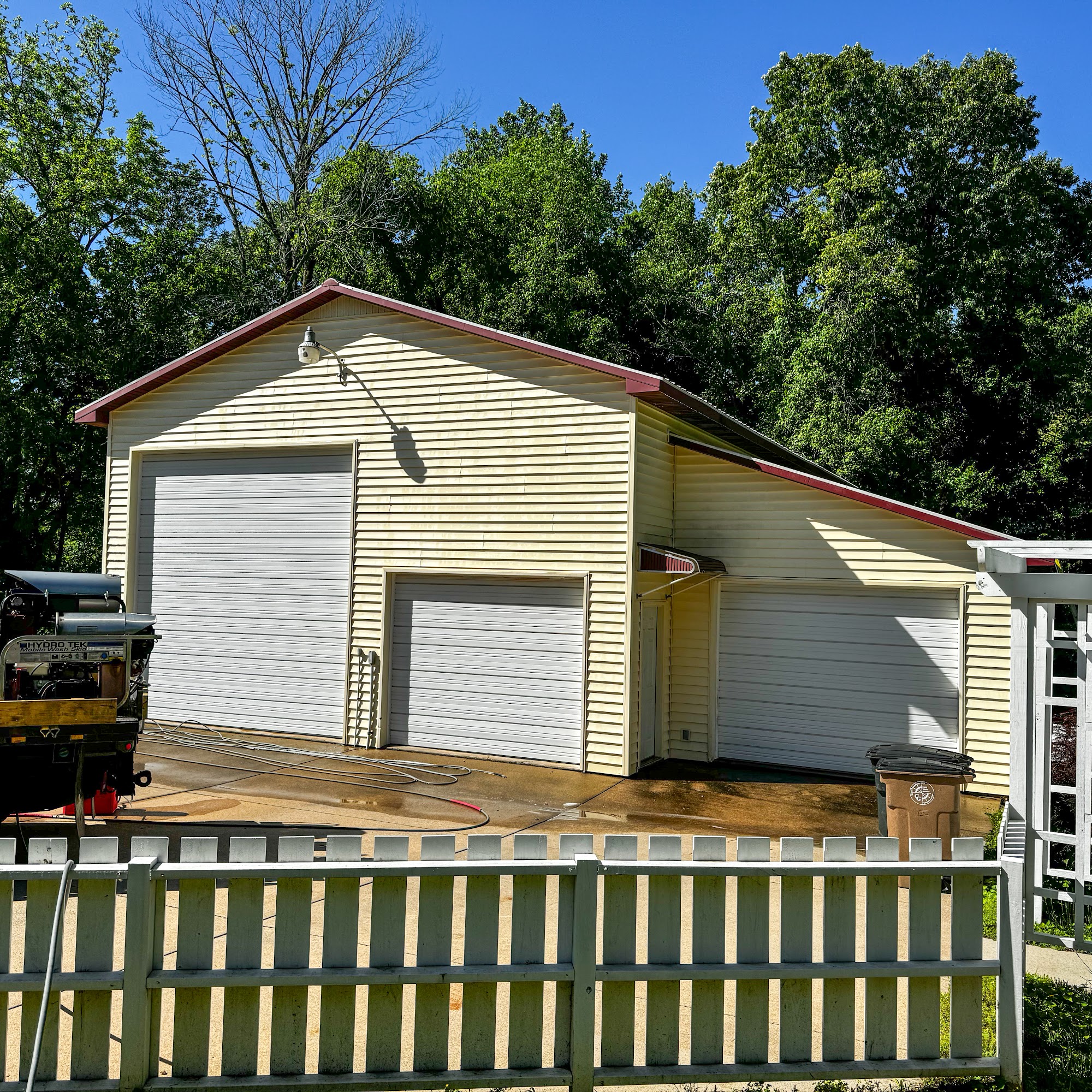 PJ's Pressure Washing and Seal Coating 1108 N Cape Rock Dr, Cape Girardeau Missouri 63701