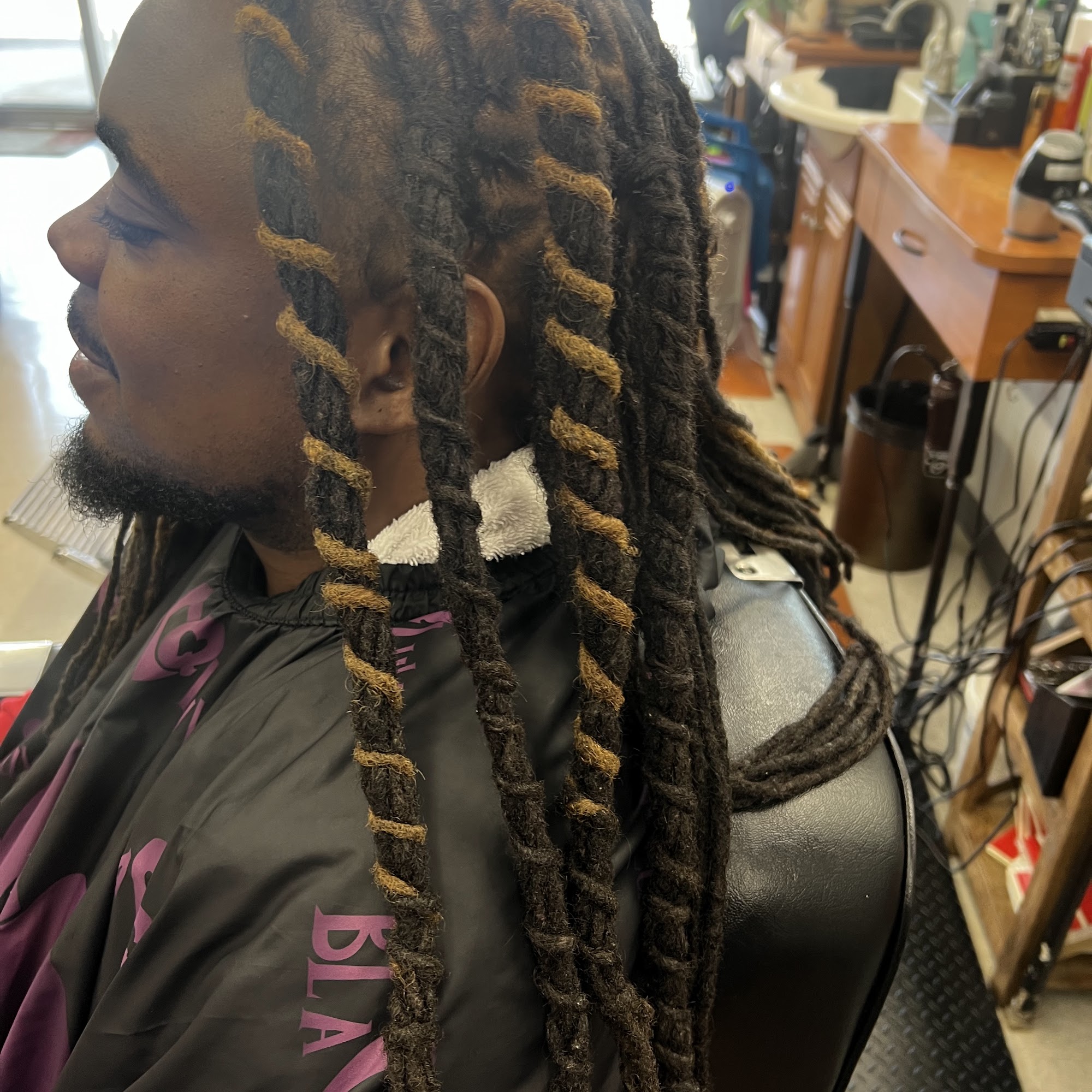 StlTenderHeadz Locs and Natural Hair 9 Patterson Plaza, Florissant Missouri 63031