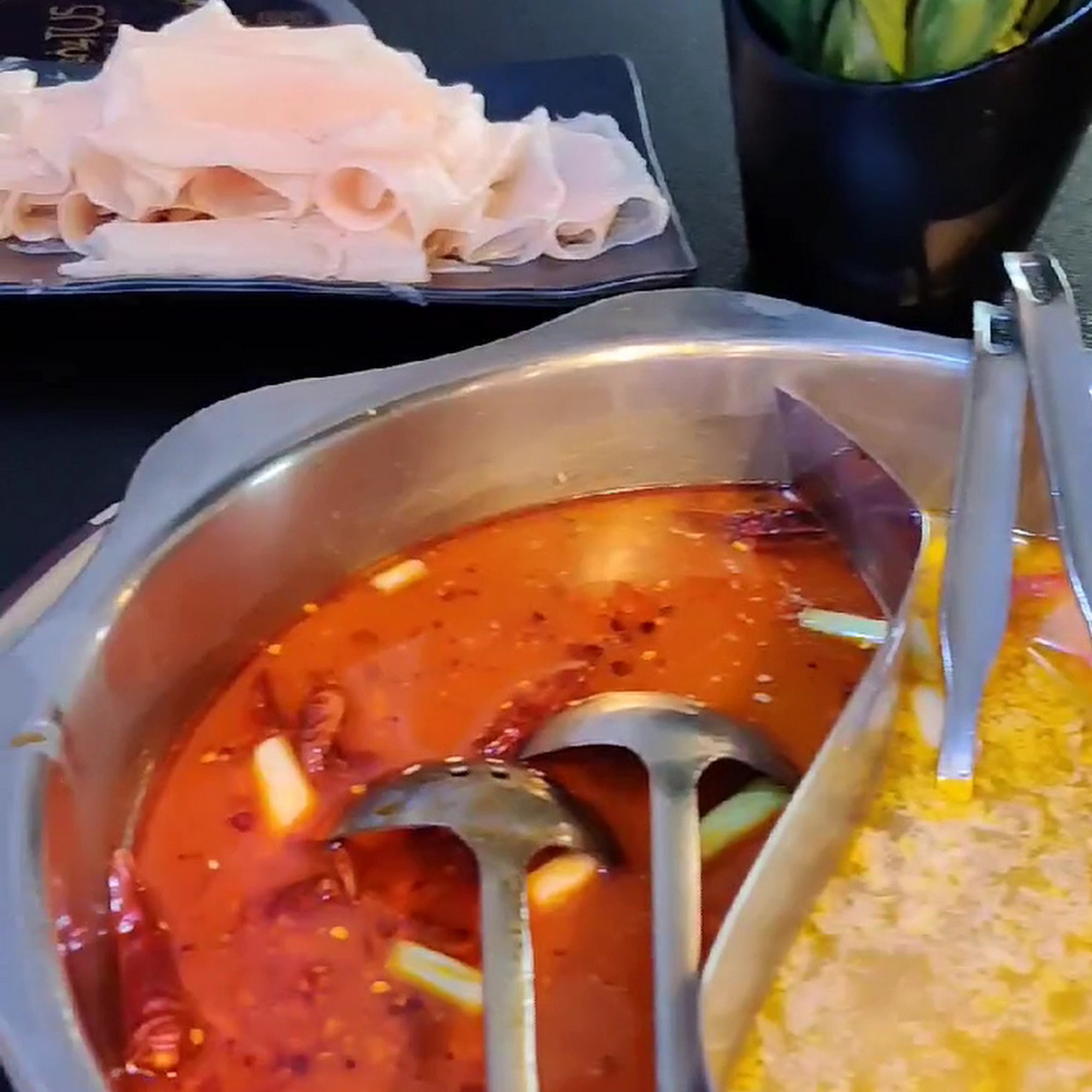 Lotus Hot Pot & Grill Gladstone