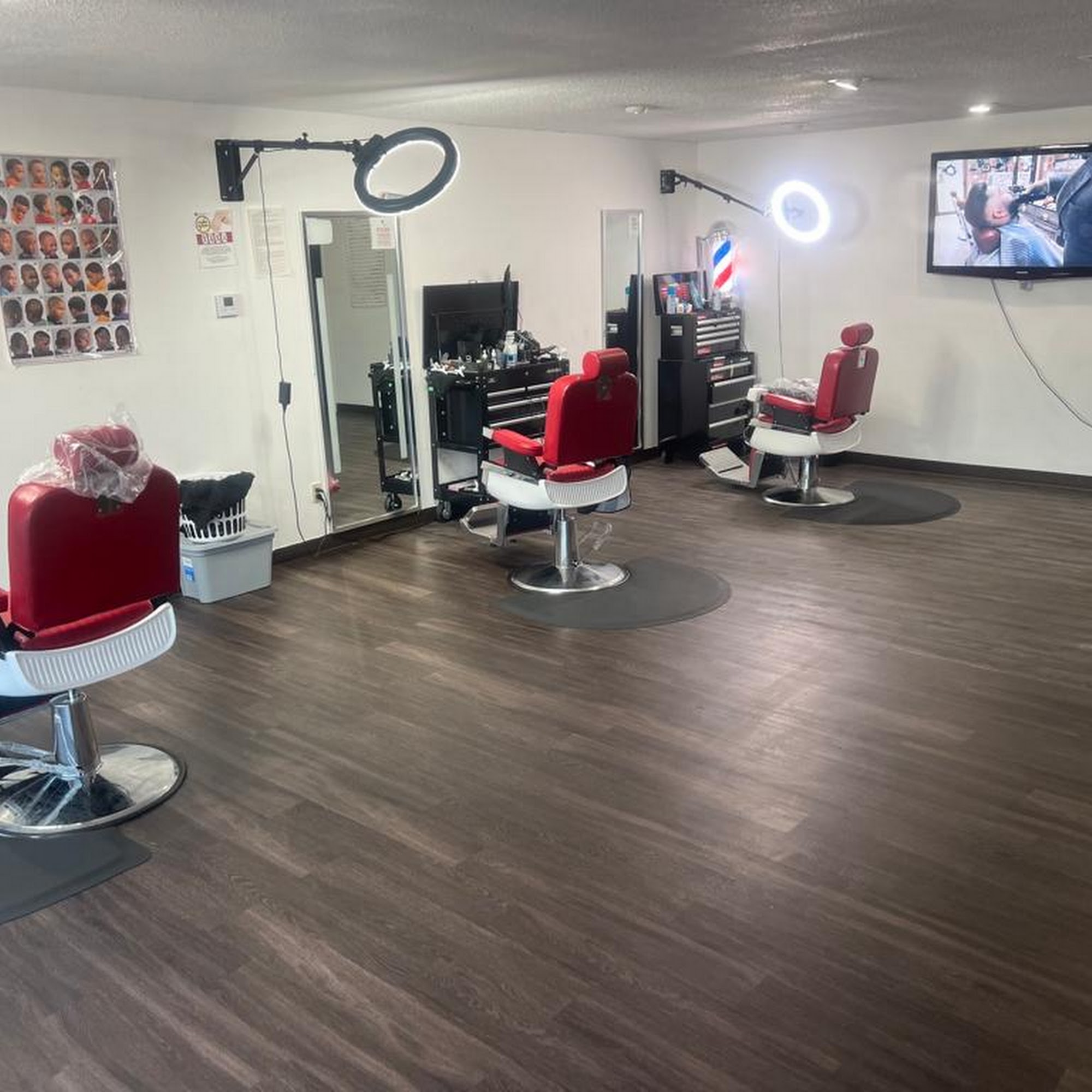 Wally Barbershop 6932 N Oak Trafficway, Gladstone Missouri 64118