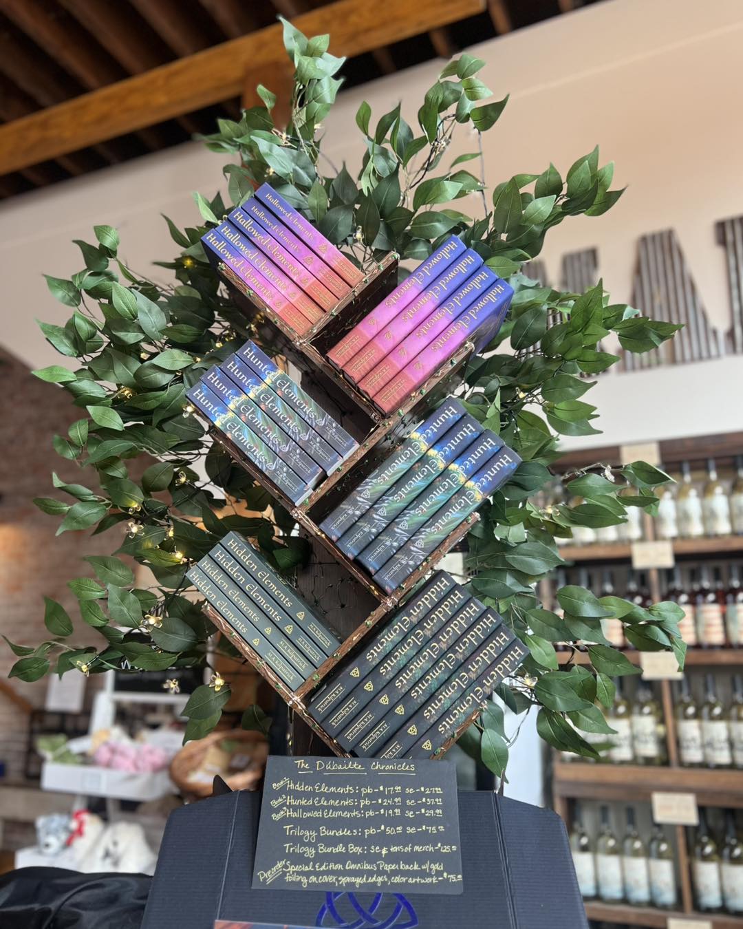 HEADQUARTERS Winery & Mercantile Harrisonville