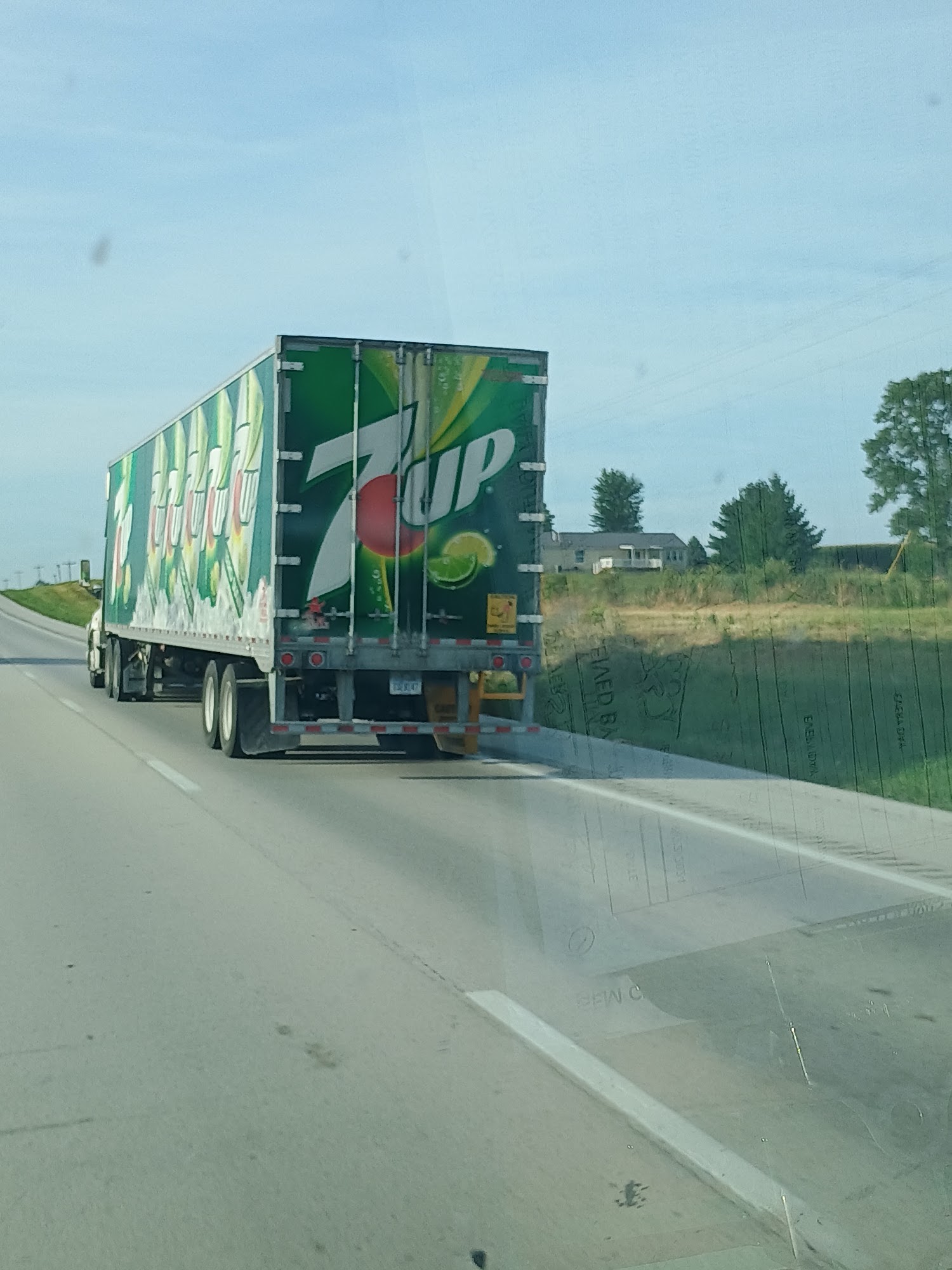 Seven-Up-Dr Pepper Bottling Co Hazelwood