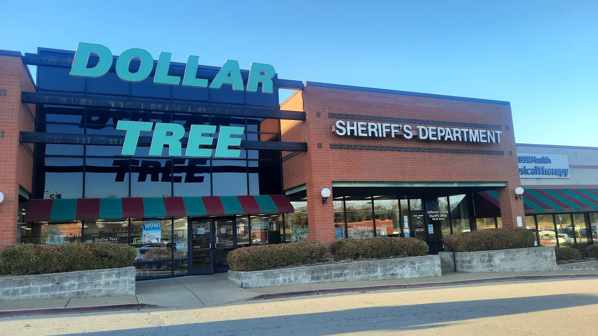 Gravois-Dillon Plaza High Ridge