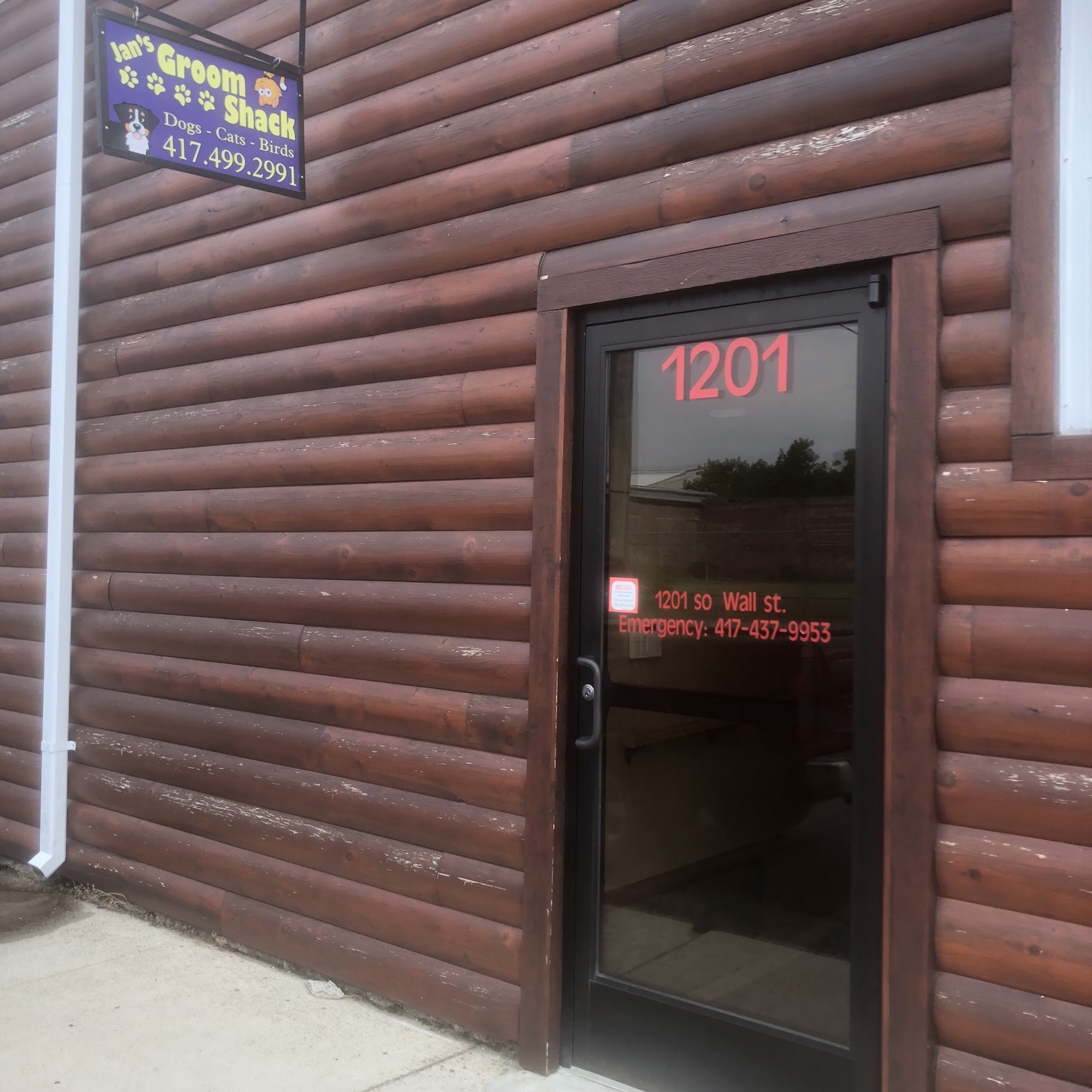 Jan's Groom Shack Joplin