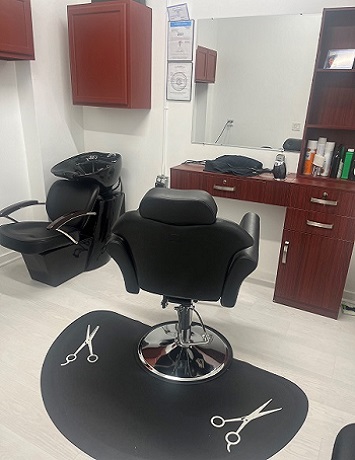 4:13 Natural Hair & Cuts Salon 751 E 63rd St Suite 102, Kansas City Missouri 64110