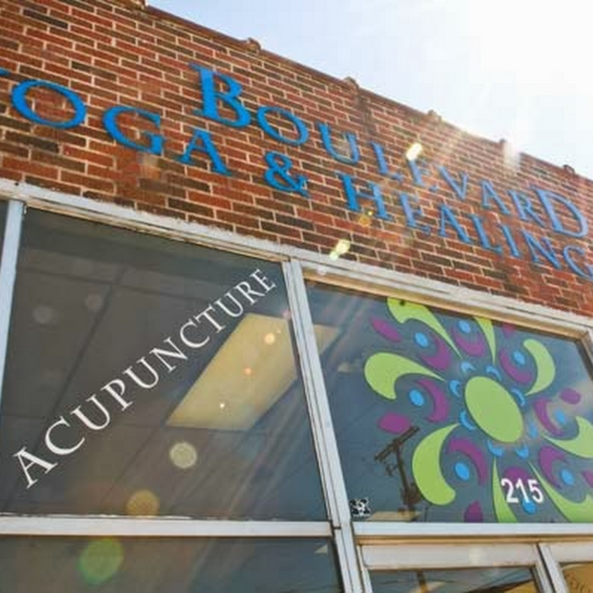 Missouri Acupuncture Services 2800 McGee Trafficway, Kansas City Missouri 64108