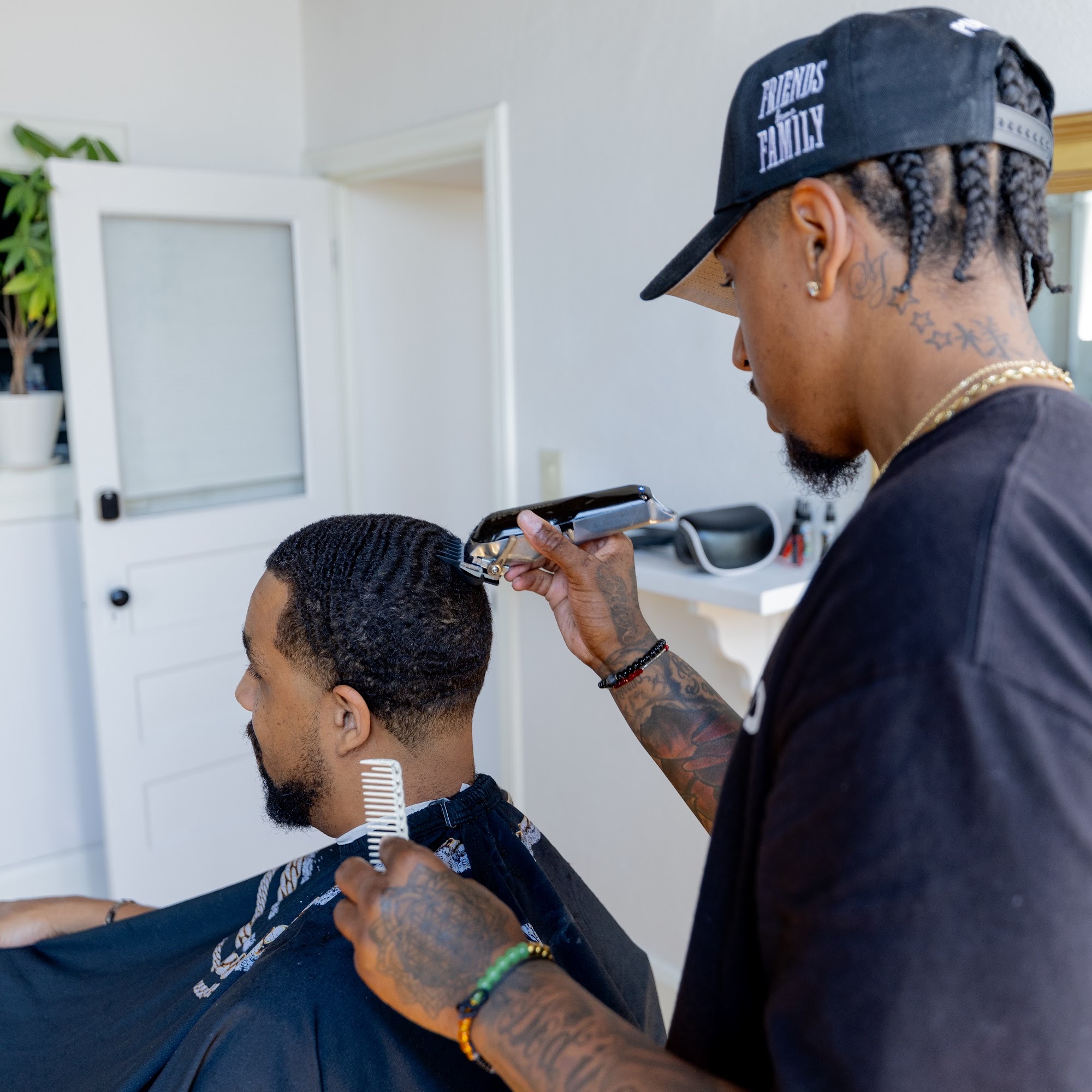 Cuts By Shane Barbershop 1800 Central St Suite 101, Kansas City Missouri 64108