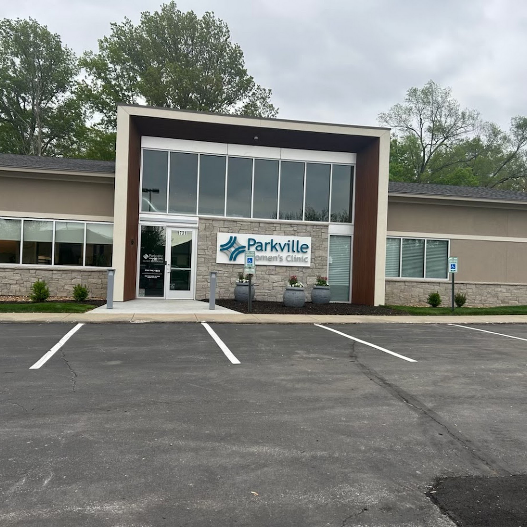 Parkville Women's Clinic 5731 NW 72nd St, Kansas City Missouri 64151