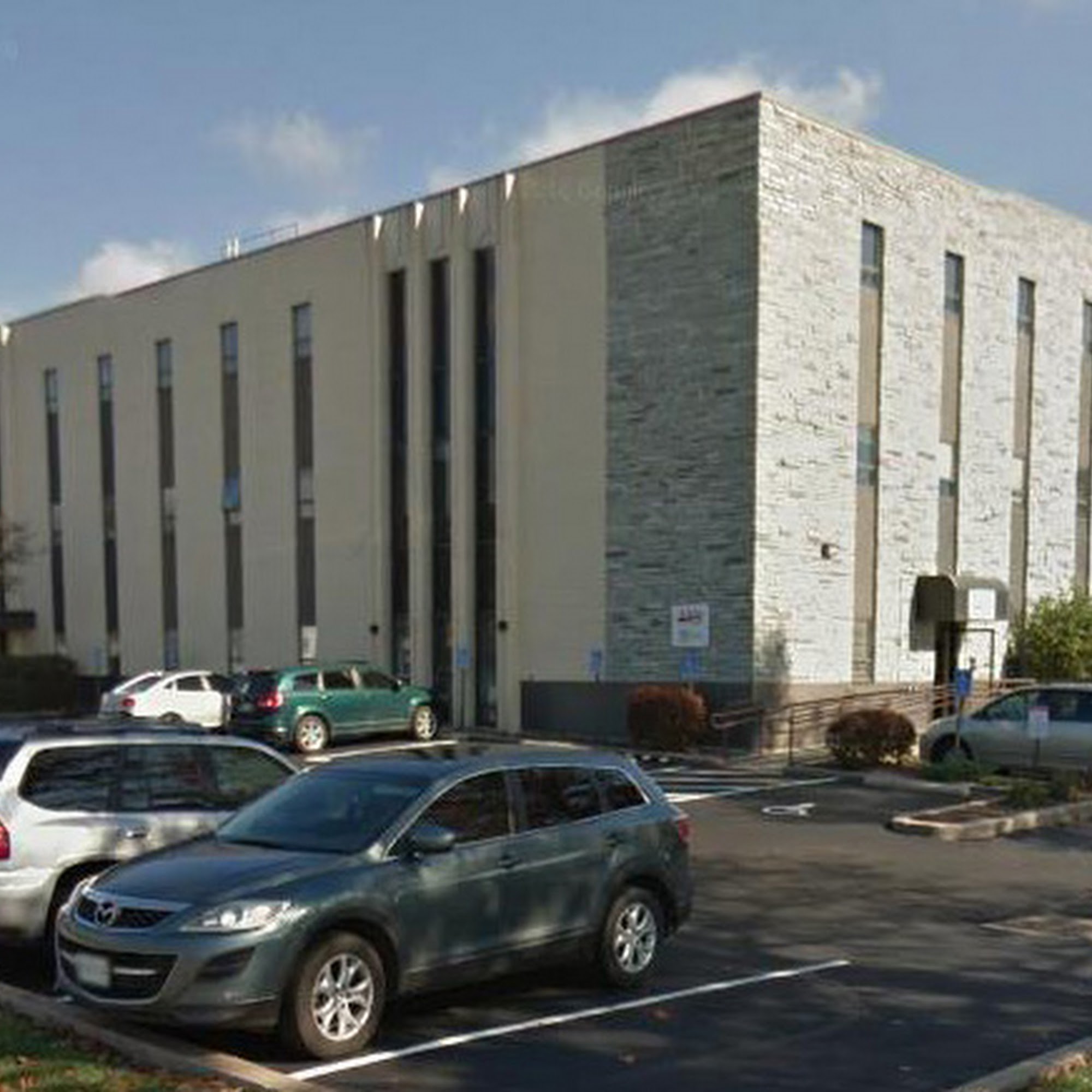 Nathan B Klein DDS 7611 State Line Rd Ste 140, Kansas City Missouri 64114