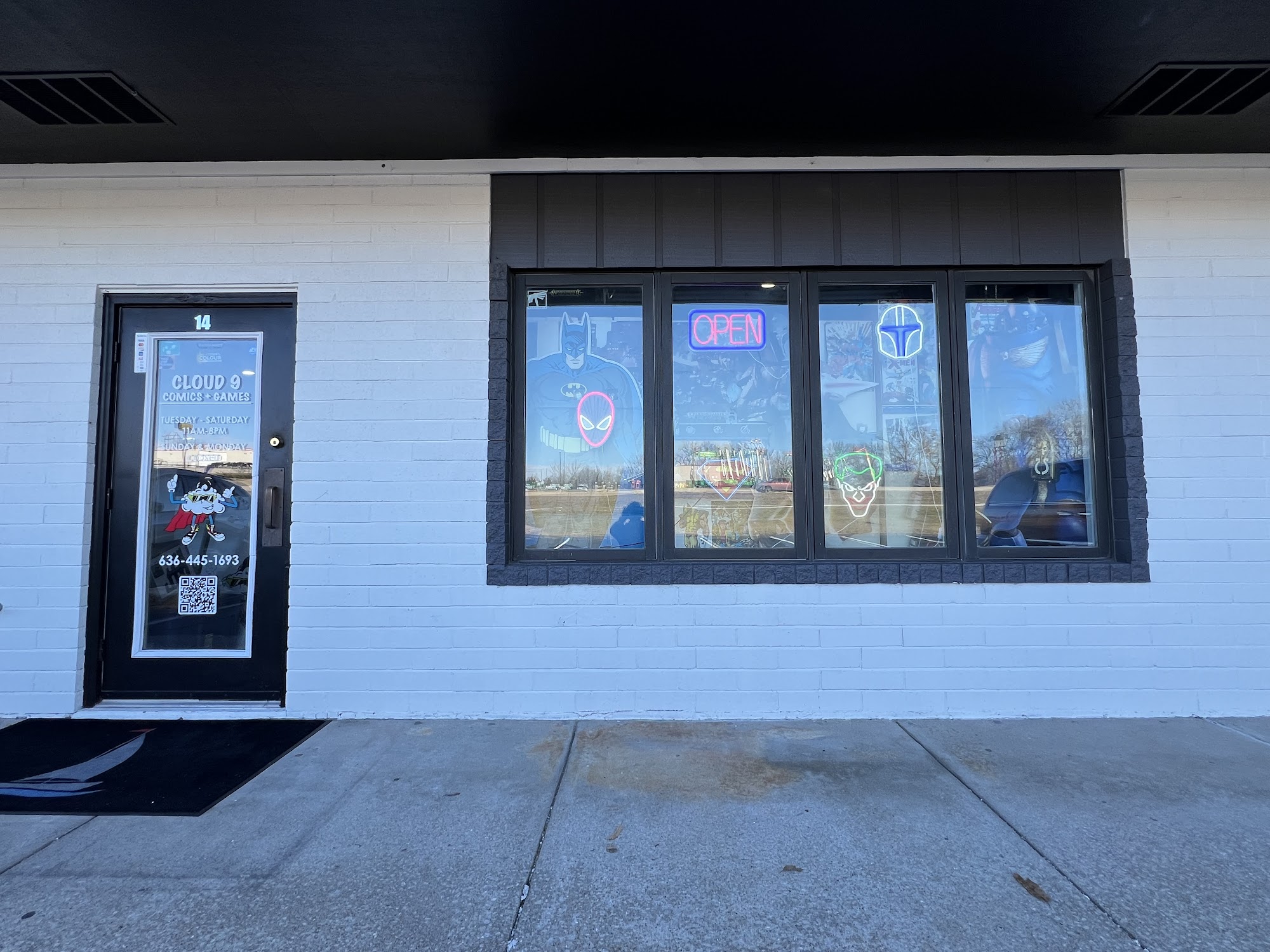 Cloud 9 Comics and Games Lake