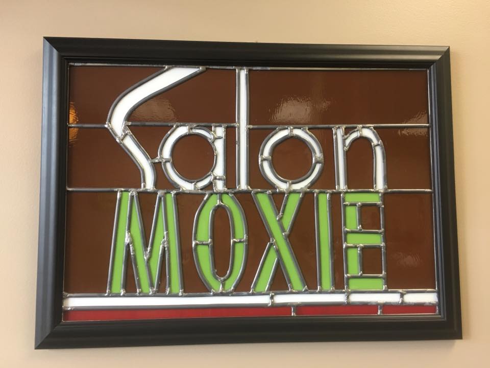 SALON MOXIE
