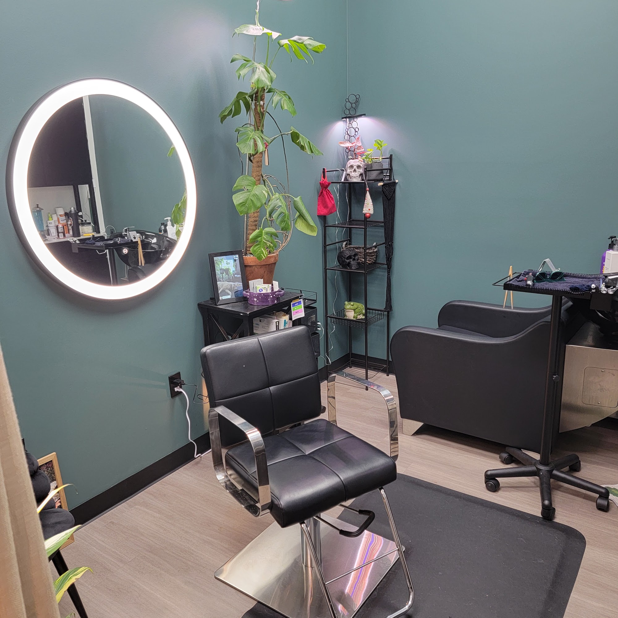 Rikki Jo, LLC 840 NW Blue Pkwy building D suite #130, Lee's Summit Missouri 64086