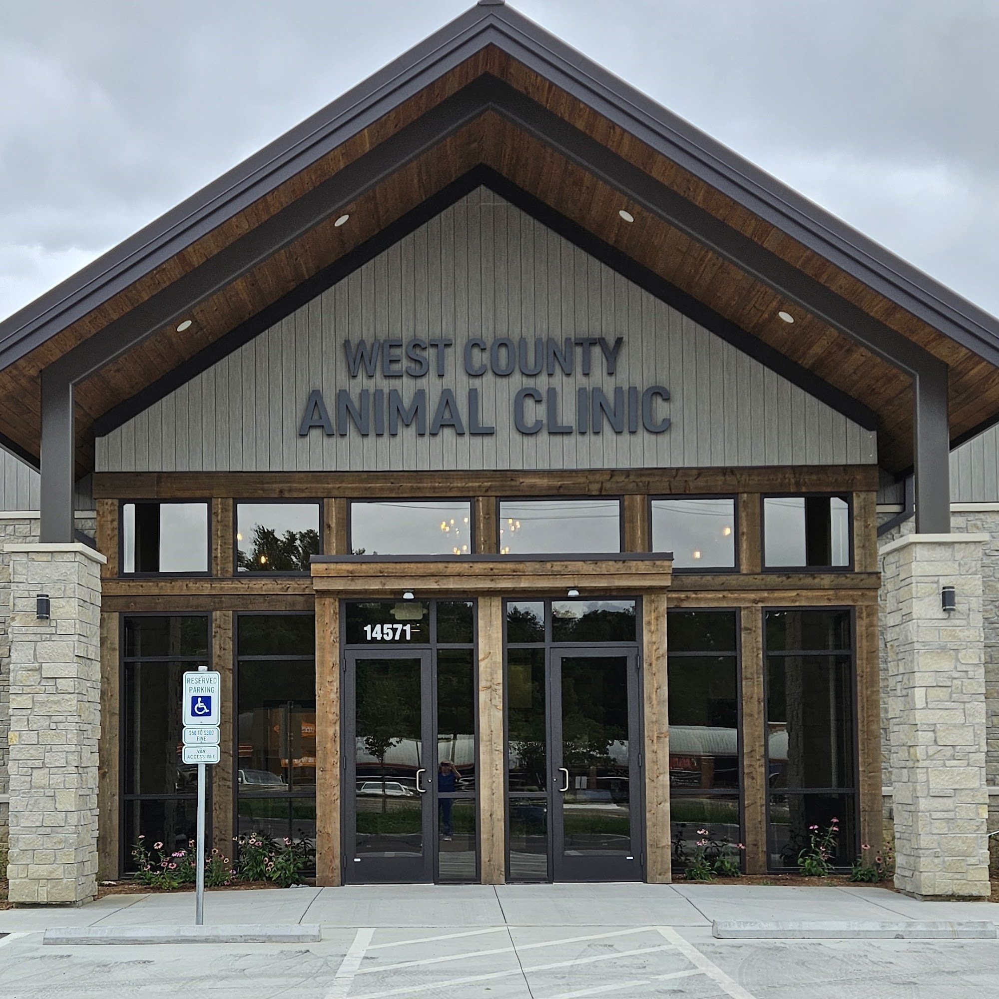 West County Animal Clinic Manchester