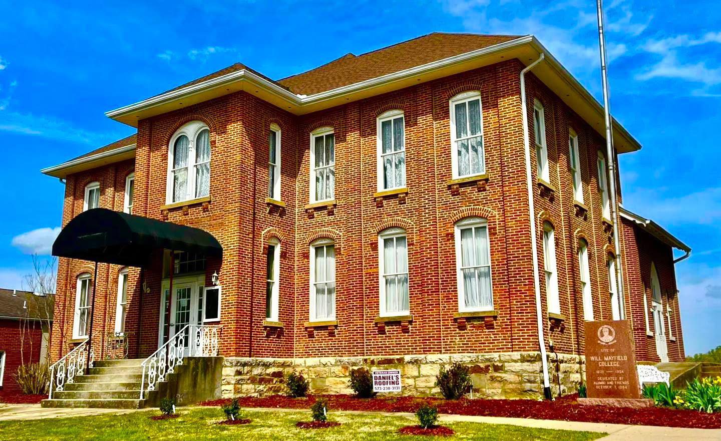 Mayfield Event Center Marble Hill