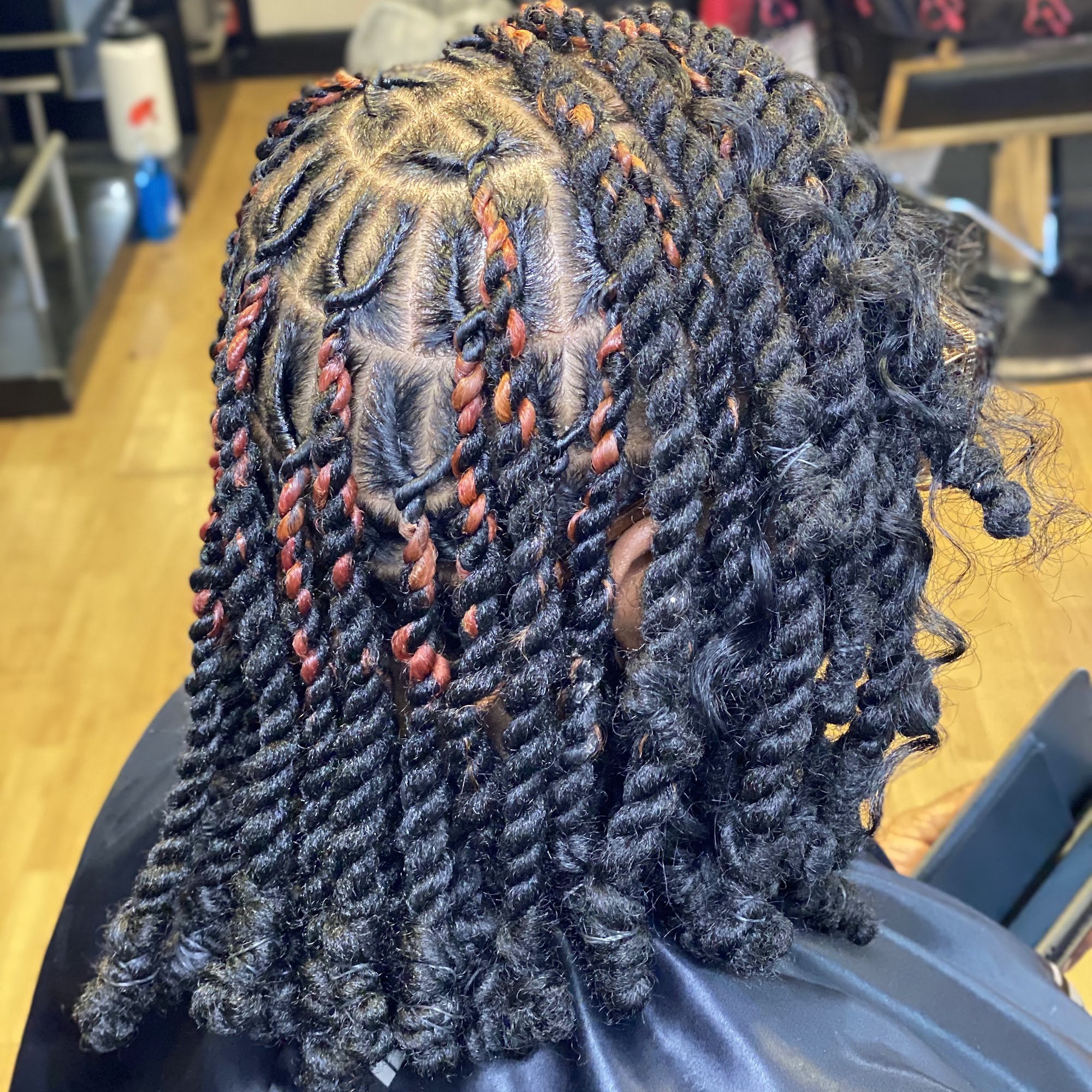 Dees Cutz Barber Salon