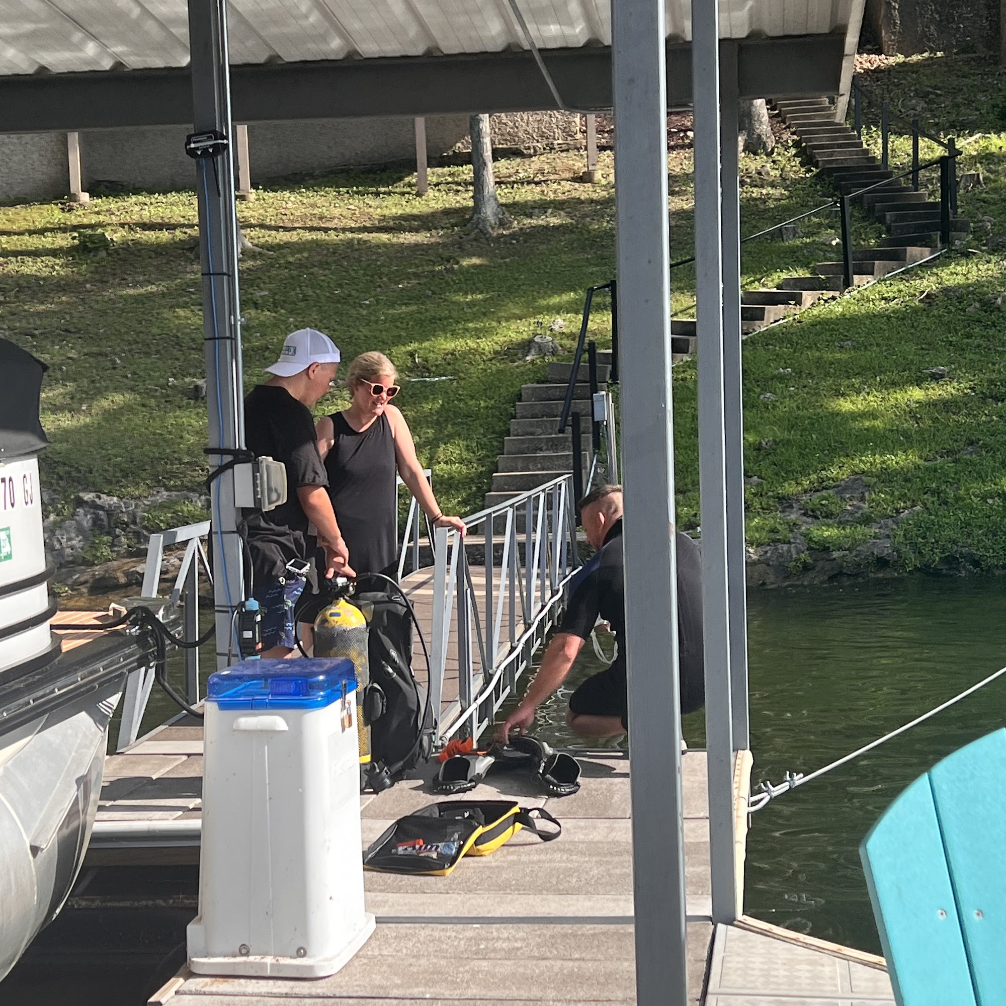 Atlantis Dive & Dock Salvage 1151 Osage Beach Rd, Osage Beach Missouri 65065