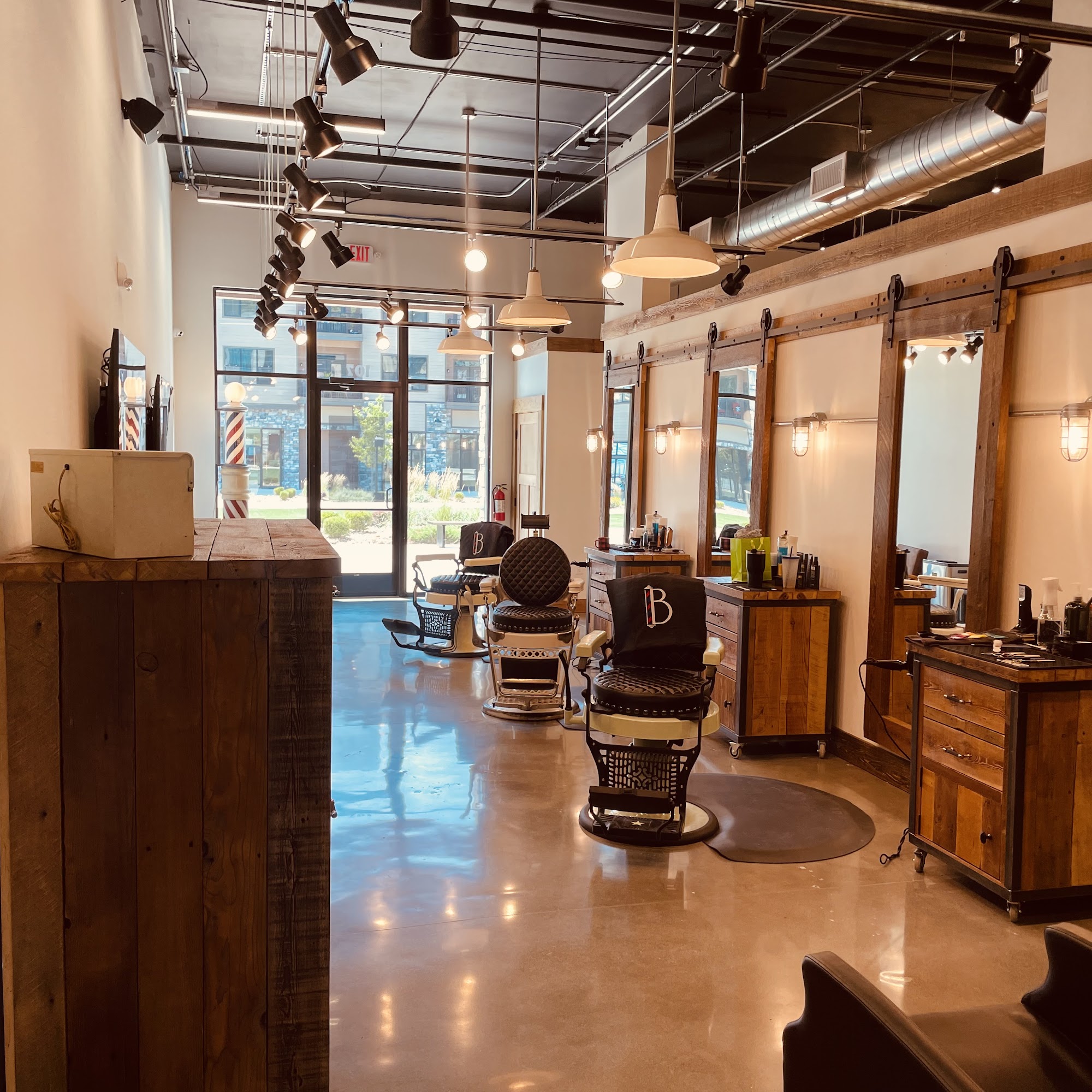 The Barberette 15325 Old Town Dr Ste 107, Parkville Missouri 64152