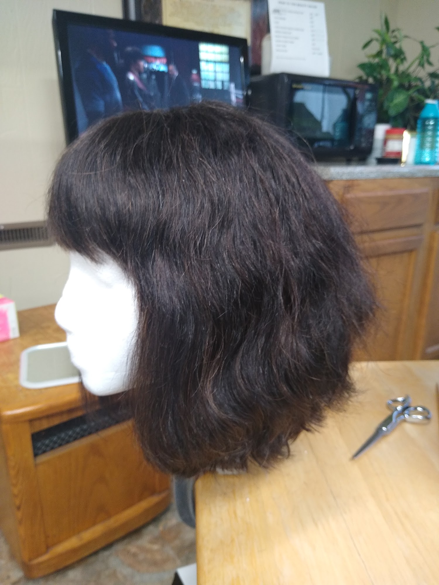 Head Ta Toe Beauty Salon Serving since 1994 , still Serving.