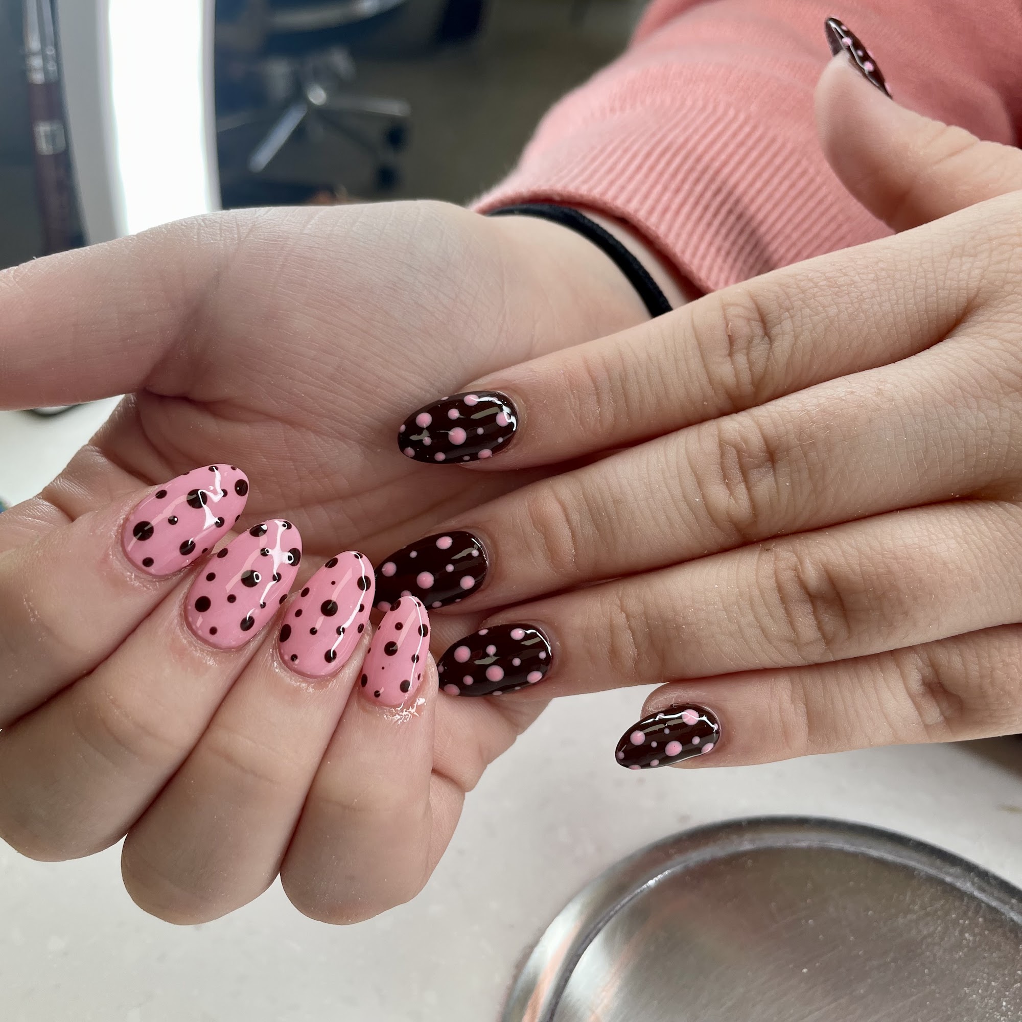 Golden Nails & Spa