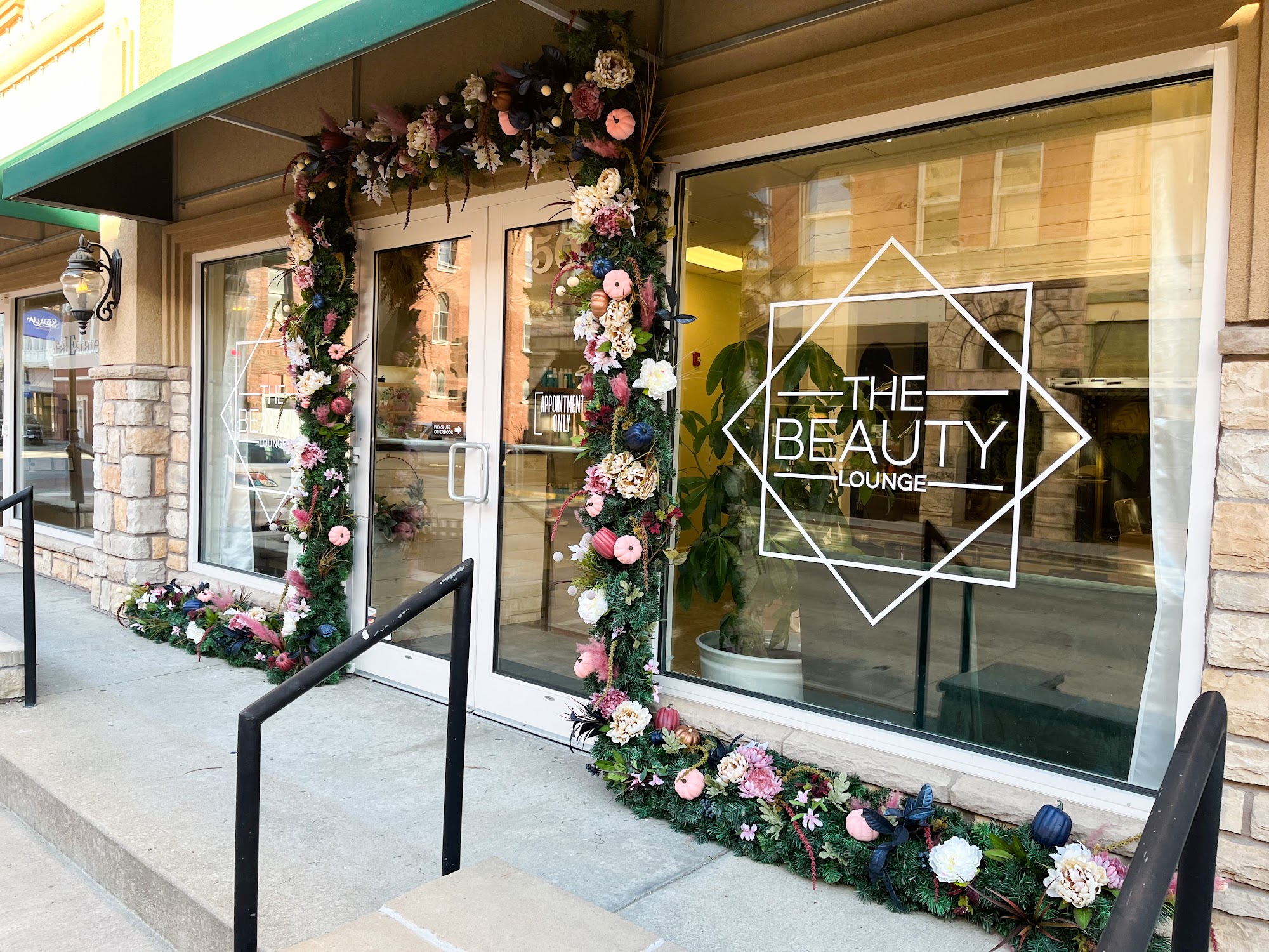 The Beauty Lounge 507 S Ohio Ave, Sedalia Missouri 65301