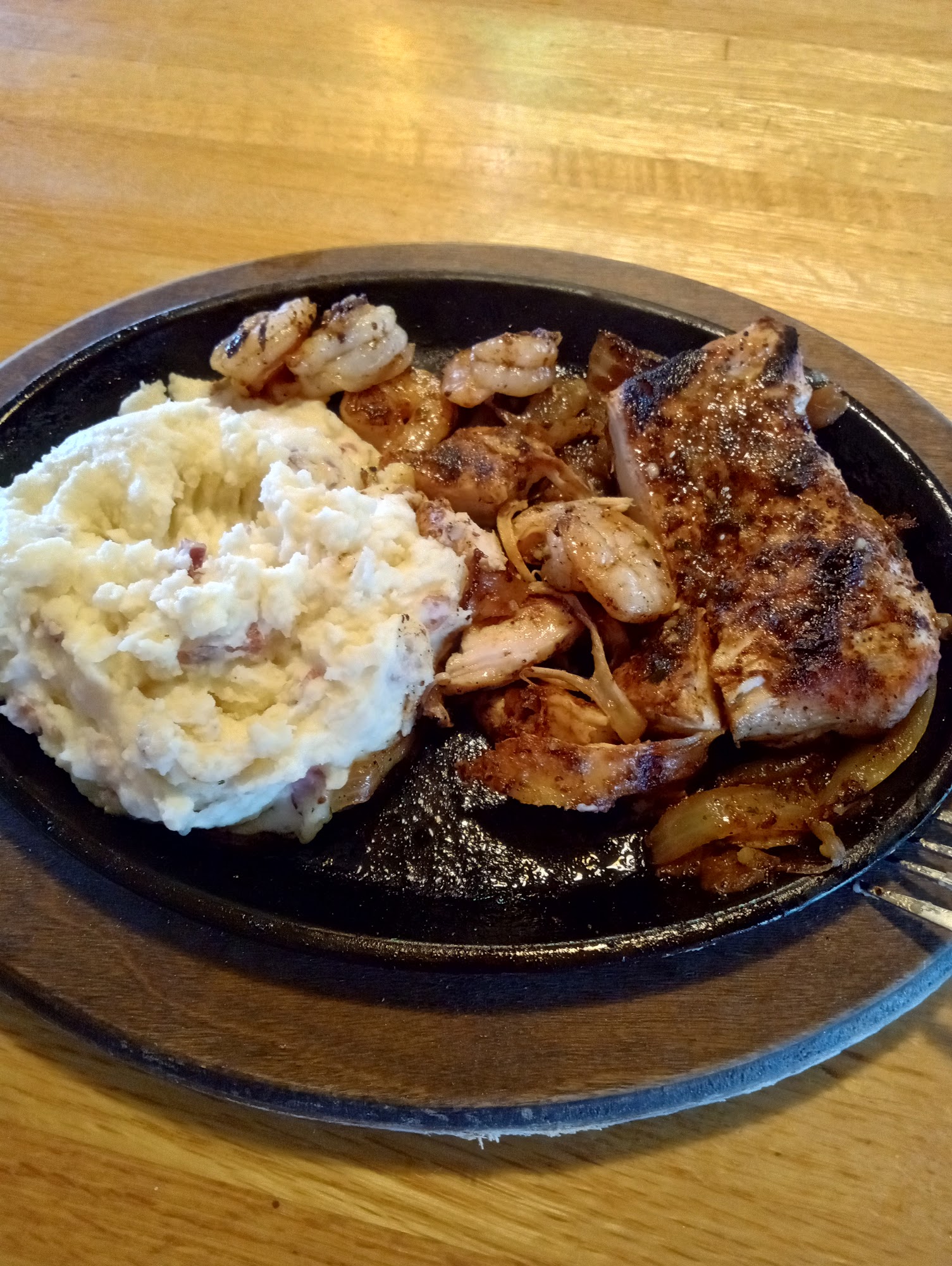 Applebee's Grill + Bar