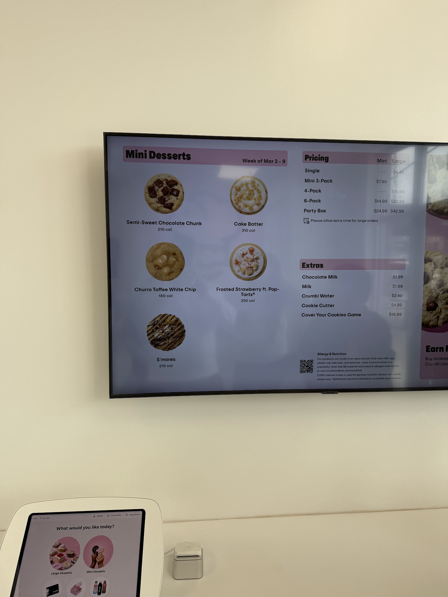 Crumbl 2411 N Glenstone Ave, Springfield