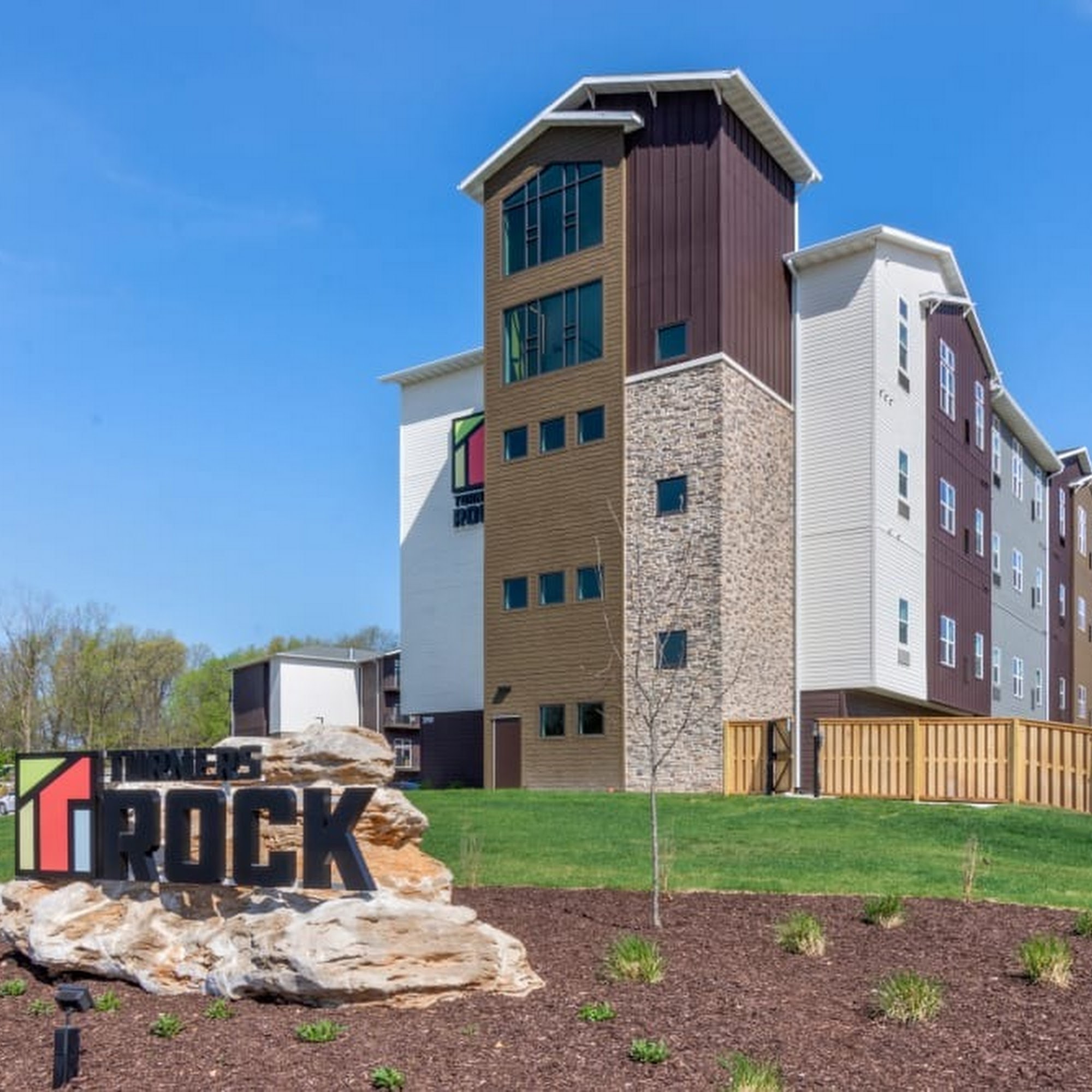Turners Rock Springfield