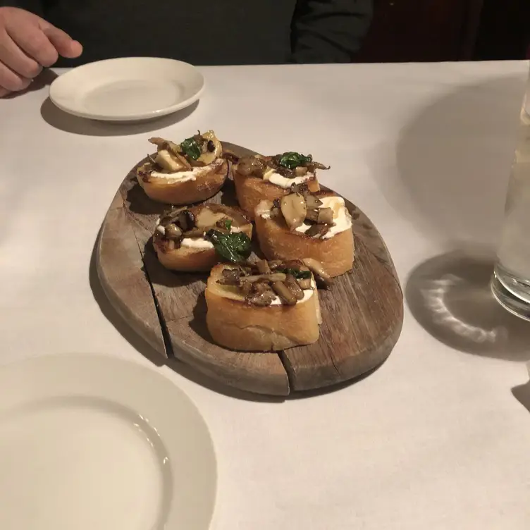 Photo credit: opentable