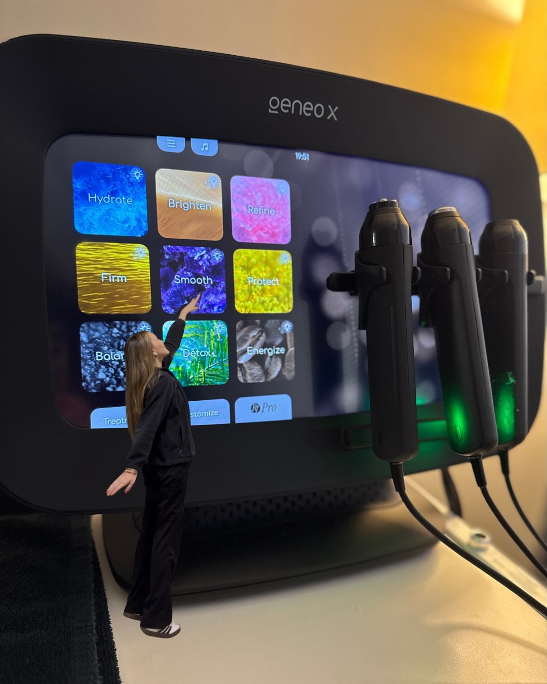 Natural Skin Solutions 8517 Olive Blvd, St. Louis Missouri 63132