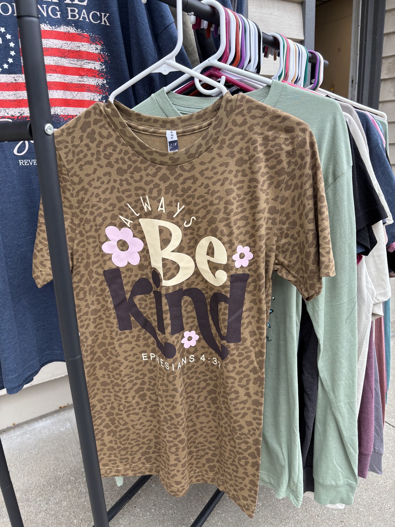 10 of 10 Beauty Salon 904 Main St, Trenton Missouri 64683