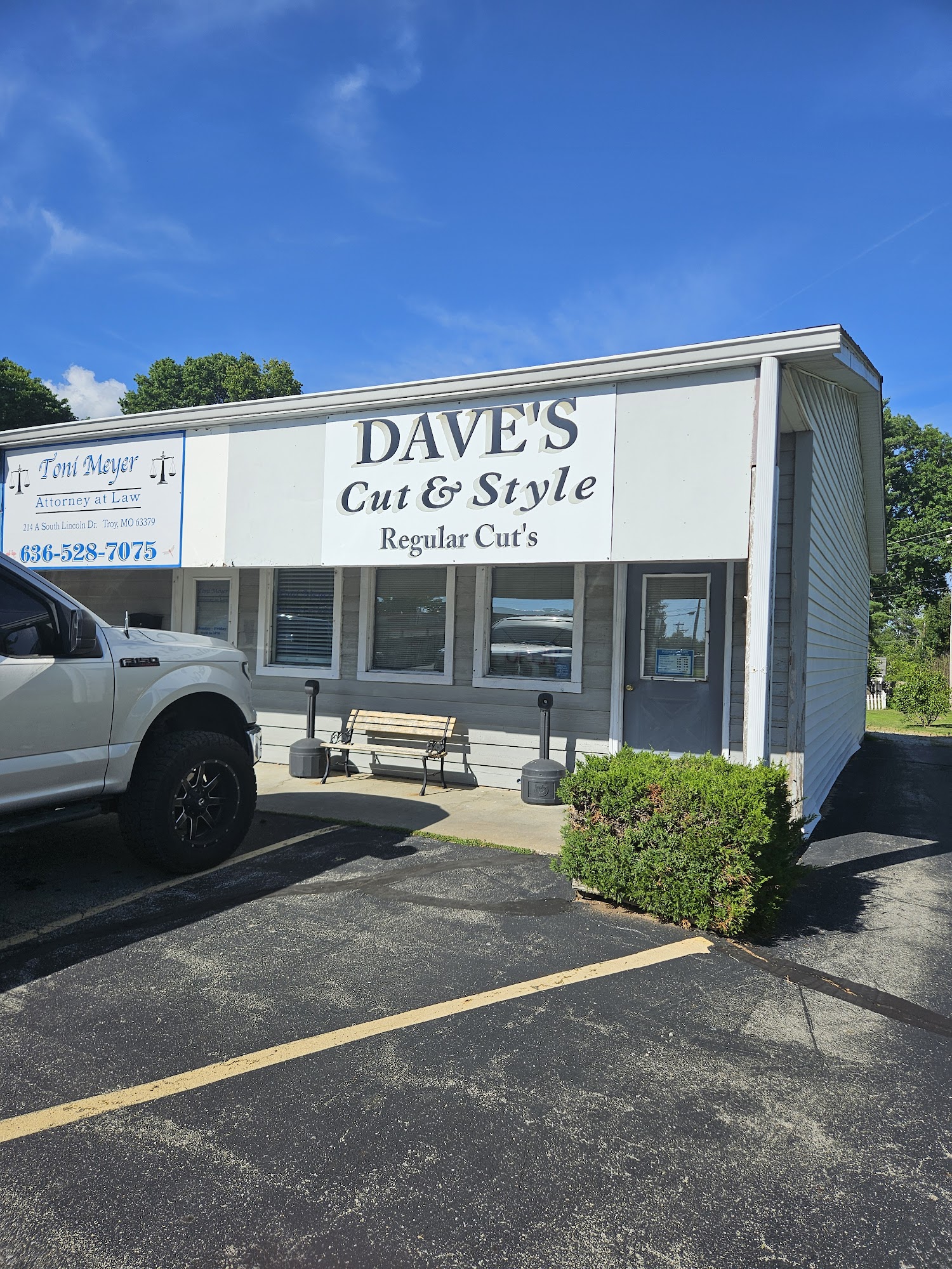 Dave's Cut & Style Shop
