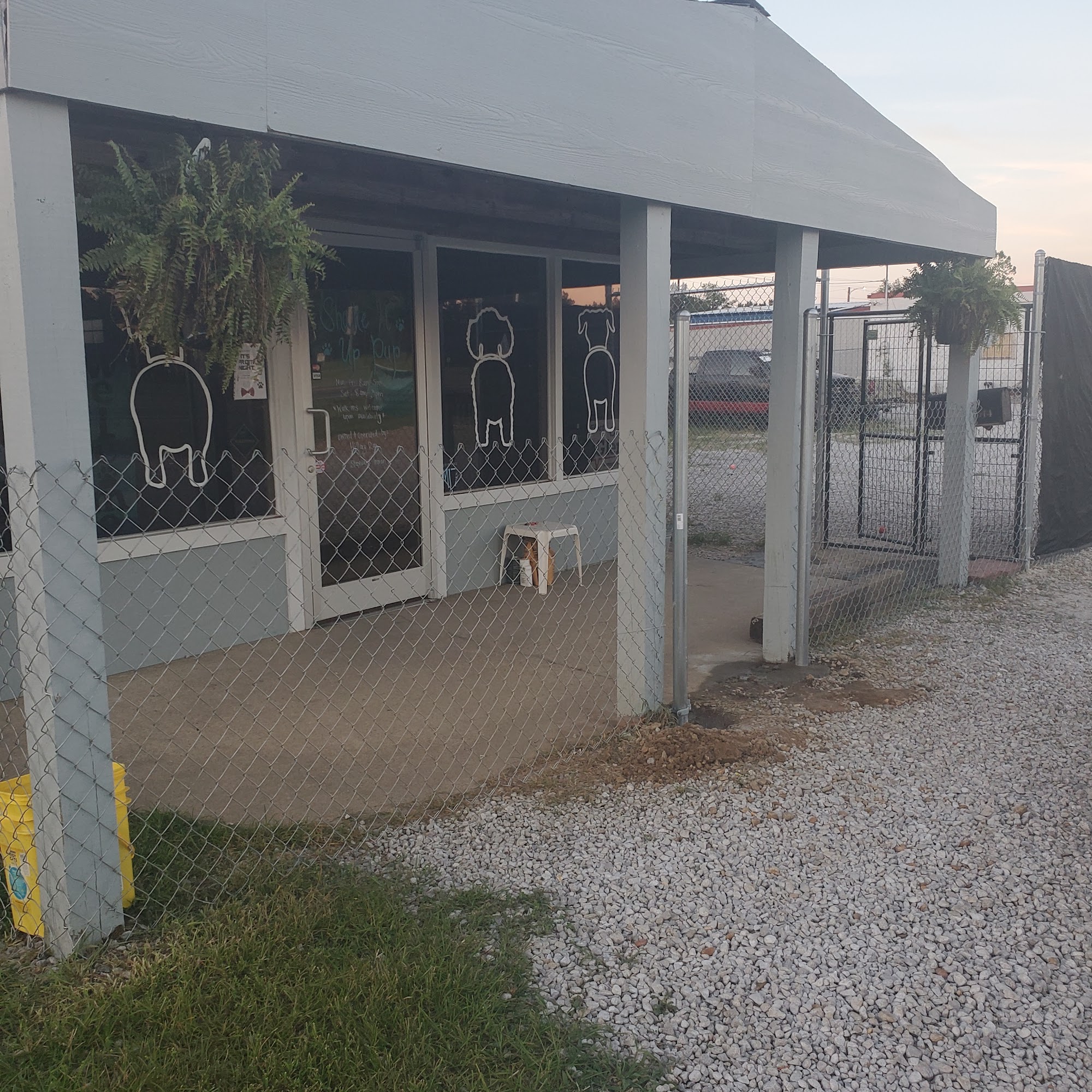 Shake It Up Pup 524 US-278, Amory Mississippi 38821