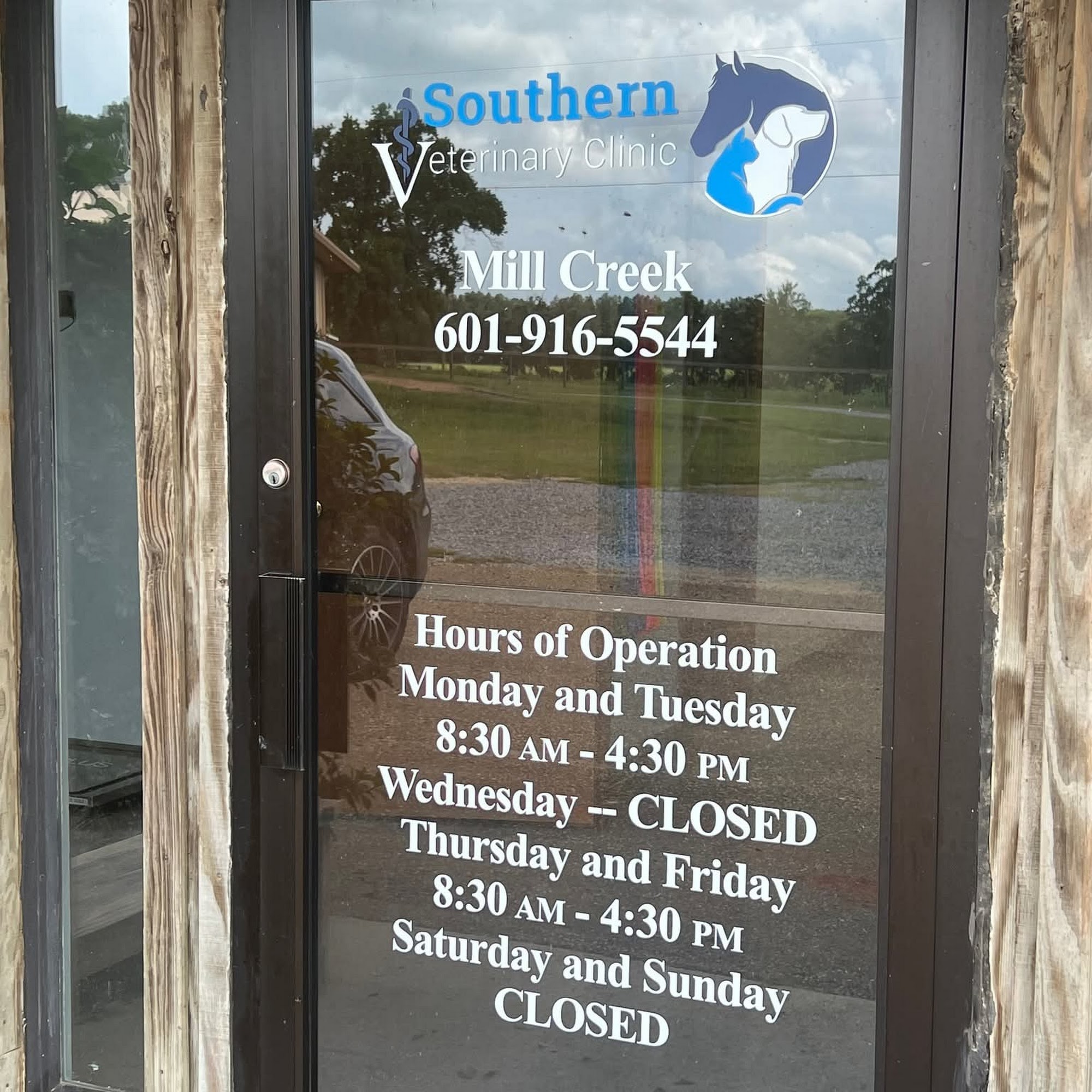 Mill Creek Veterinary Clinic Carriere