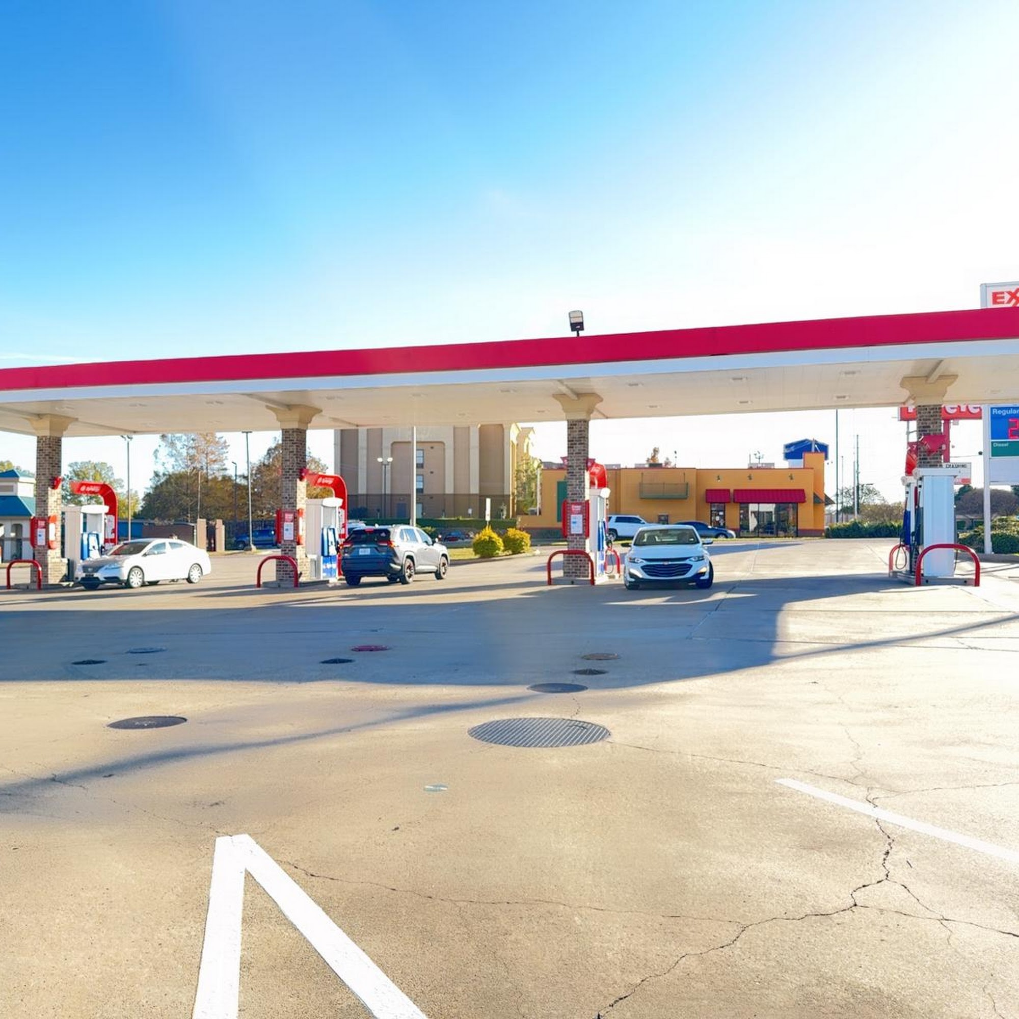 Quick Mart - EXXON Clinton