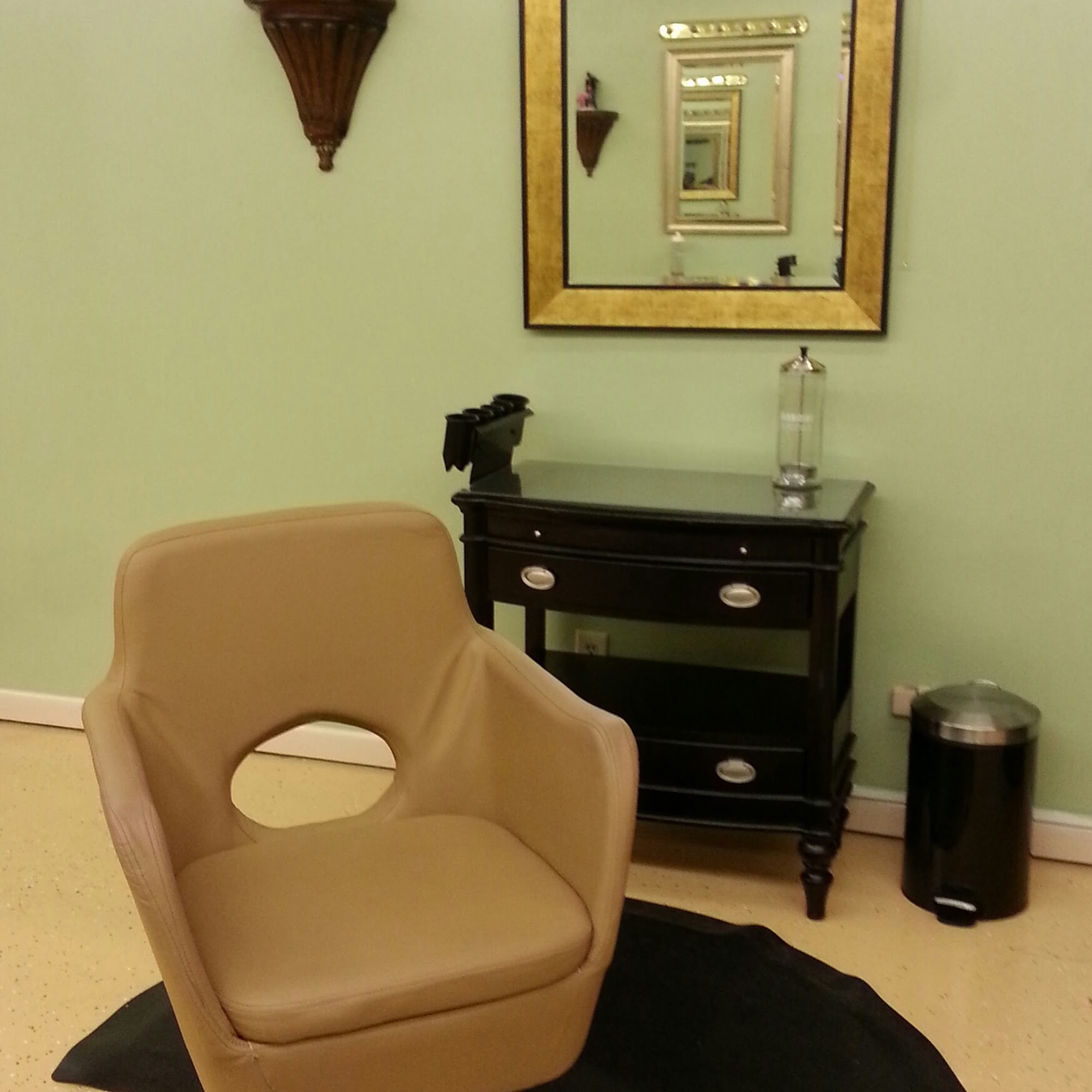 Straight Stylin Salon Columbus