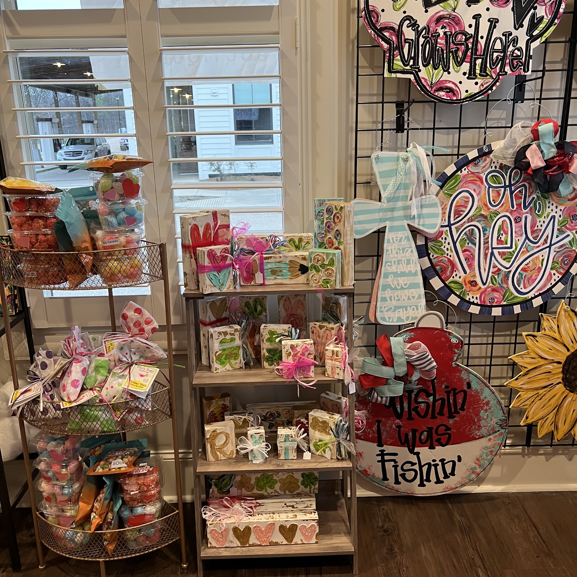 Brook and Ivy Boutique Flora