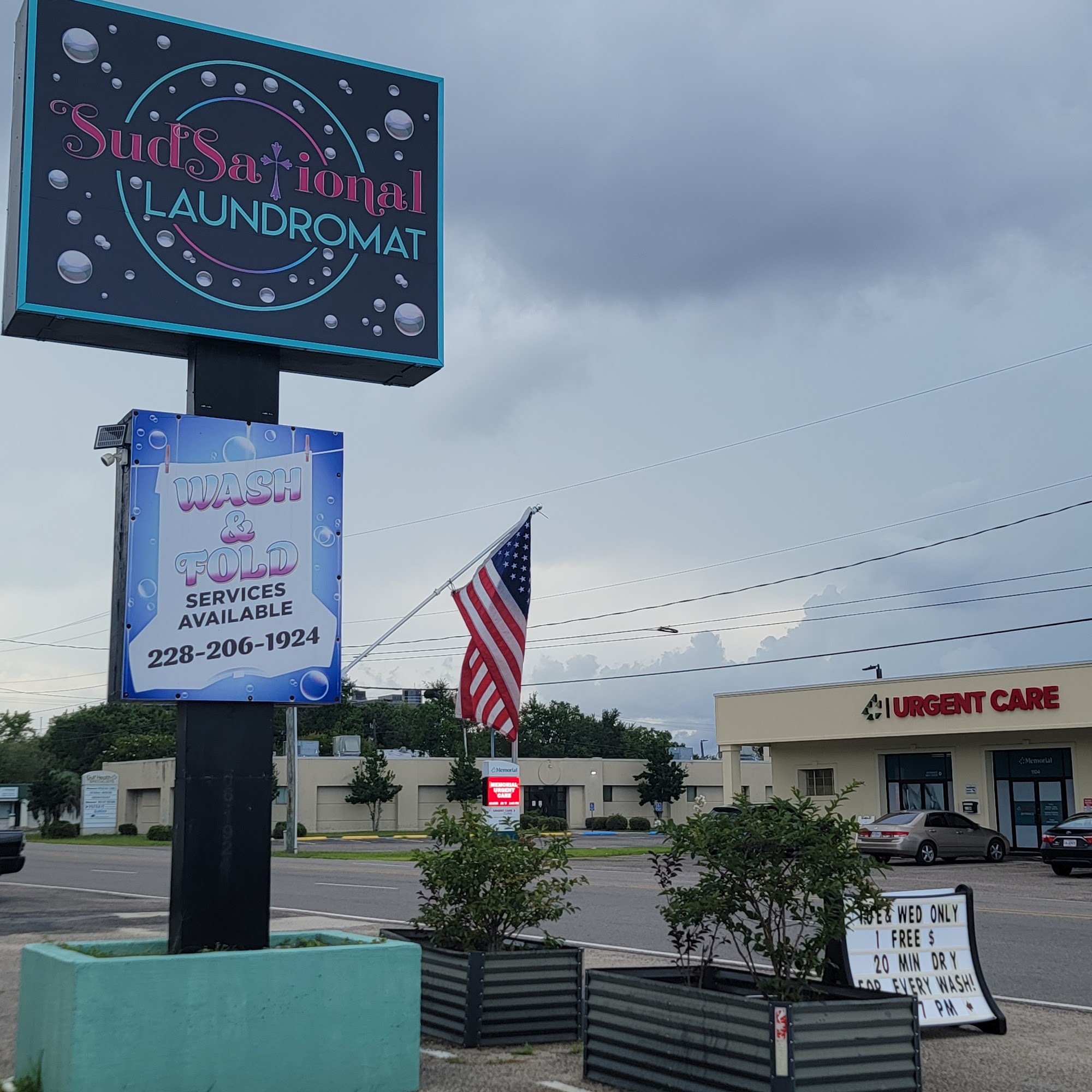 SudSational Laundromat Gulfport
