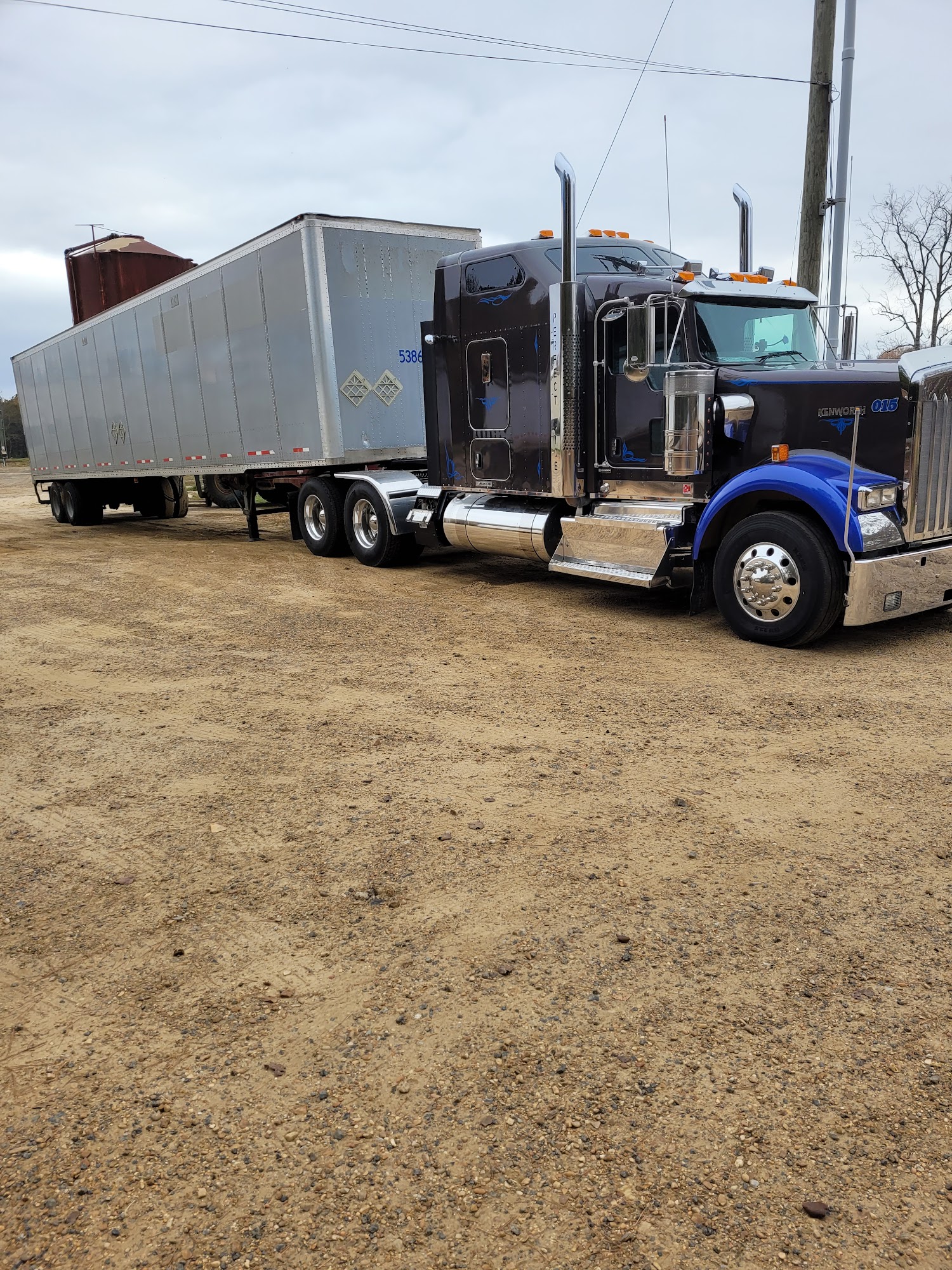 Saul Farms Trucking LLC