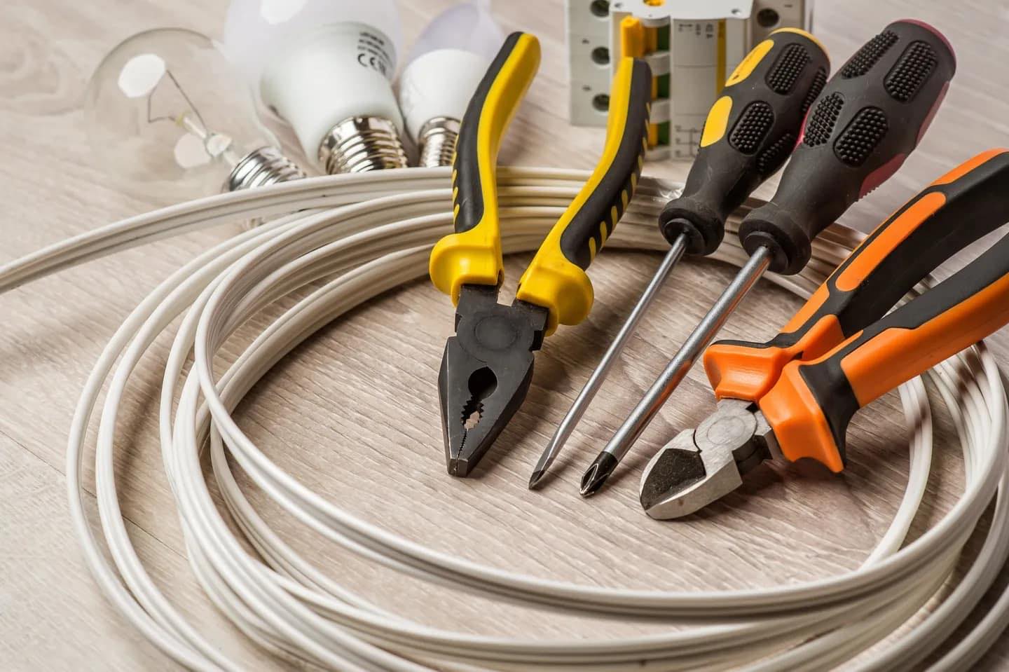 Holders Electric