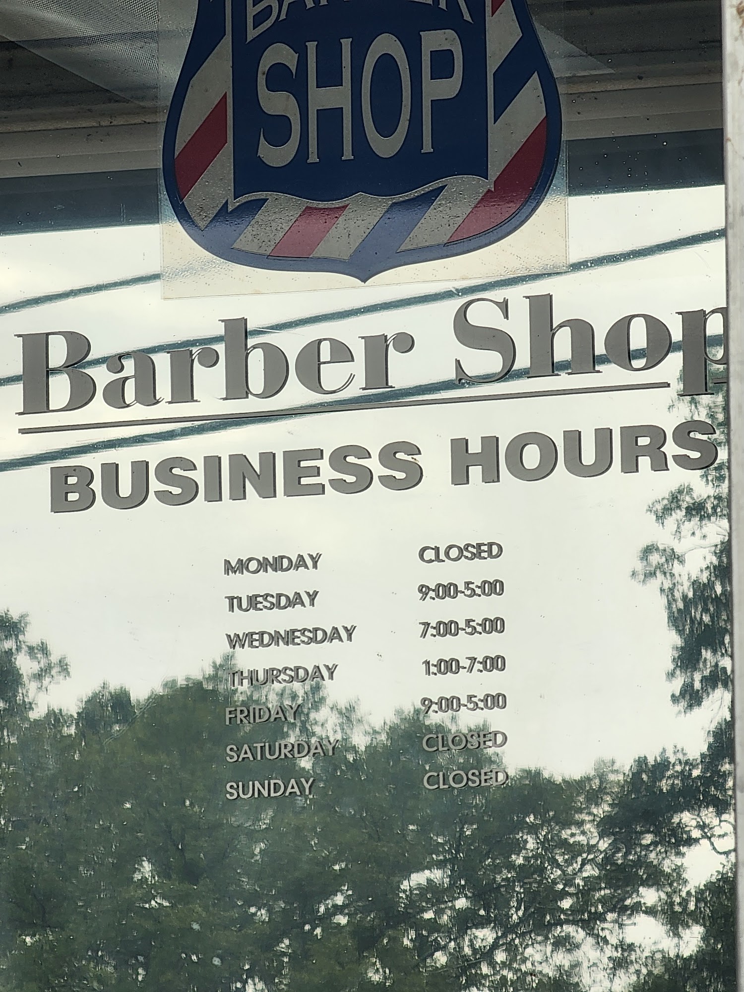 Oakland Heights Barber & Style