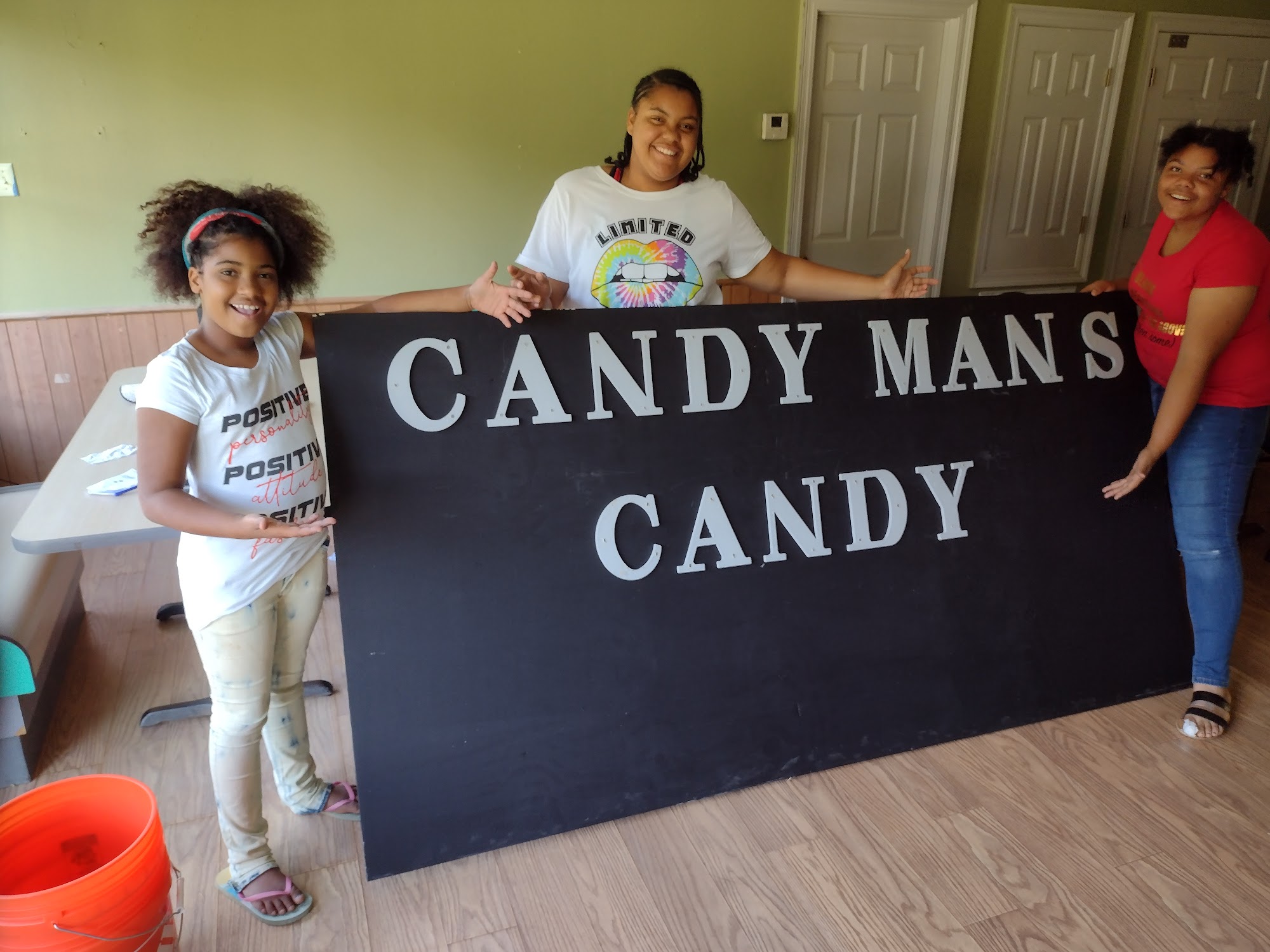 CandyMan's burgers and Pralines LLC Picayune